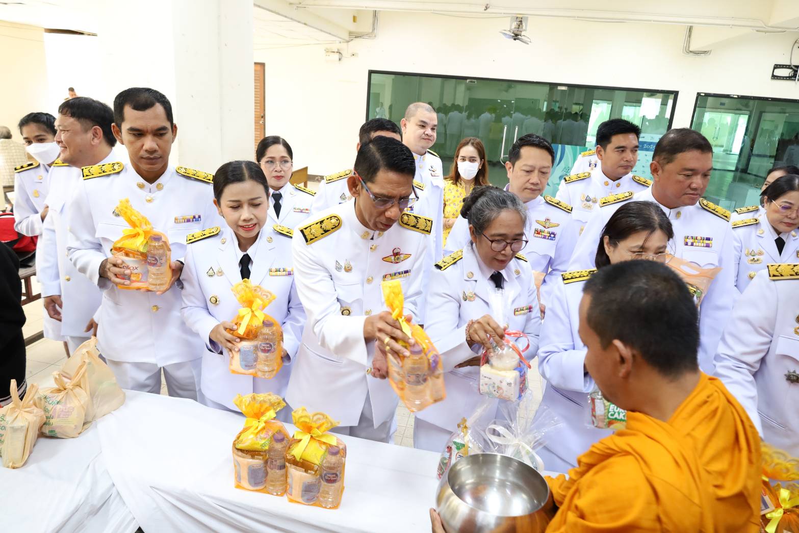 พช.ยะลา ร่วมพิธีวางพวงมาลา เนื่องในวันนวมินทรมหาราช