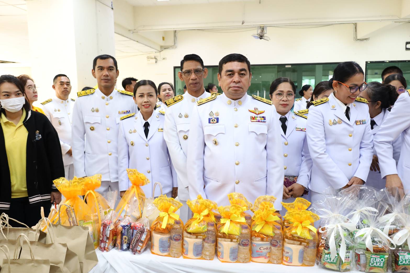 พช.ยะลา ร่วมพิธีวางพวงมาลา เนื่องในวันนวมินทรมหาราช