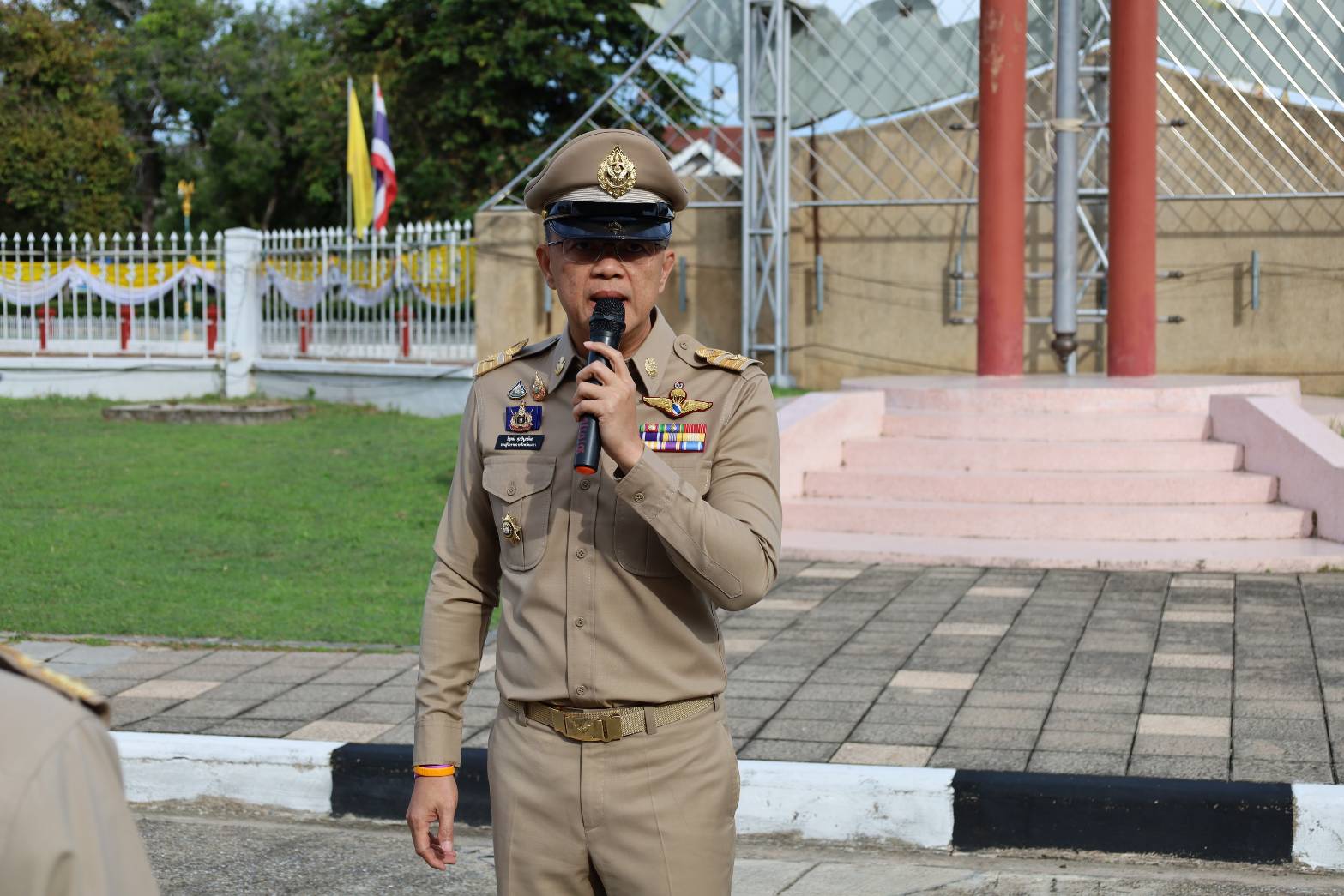 พช.ยะลา ร่วมกิจกรรมเข้าแถวเคารพธงชาติ และร่วมร้องเพลงชาติ