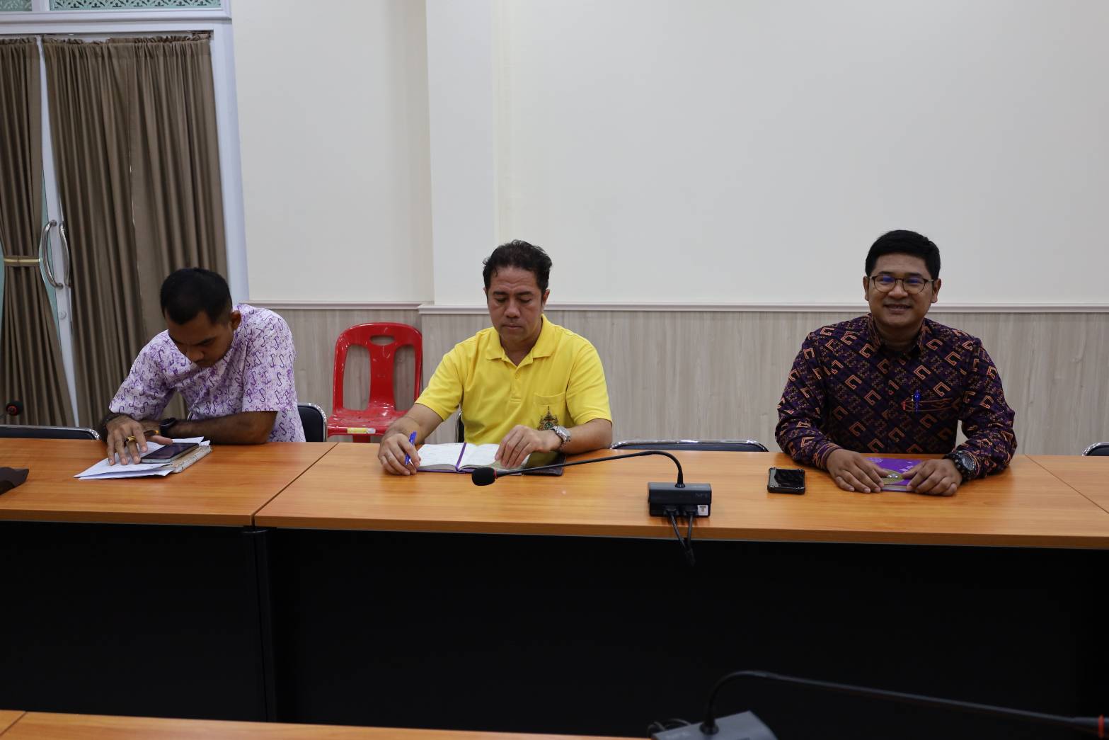 พช.ยะลา ร่วมรับฟังการประชุมสำรวจความต้องการออกแบบเว็บไซต์บริการดิจิทัลของกรมการพัฒนาชุมชน (Digital Service)  ผ่านระบบการประชุมออนไลน์ Cisco Webex Meetings