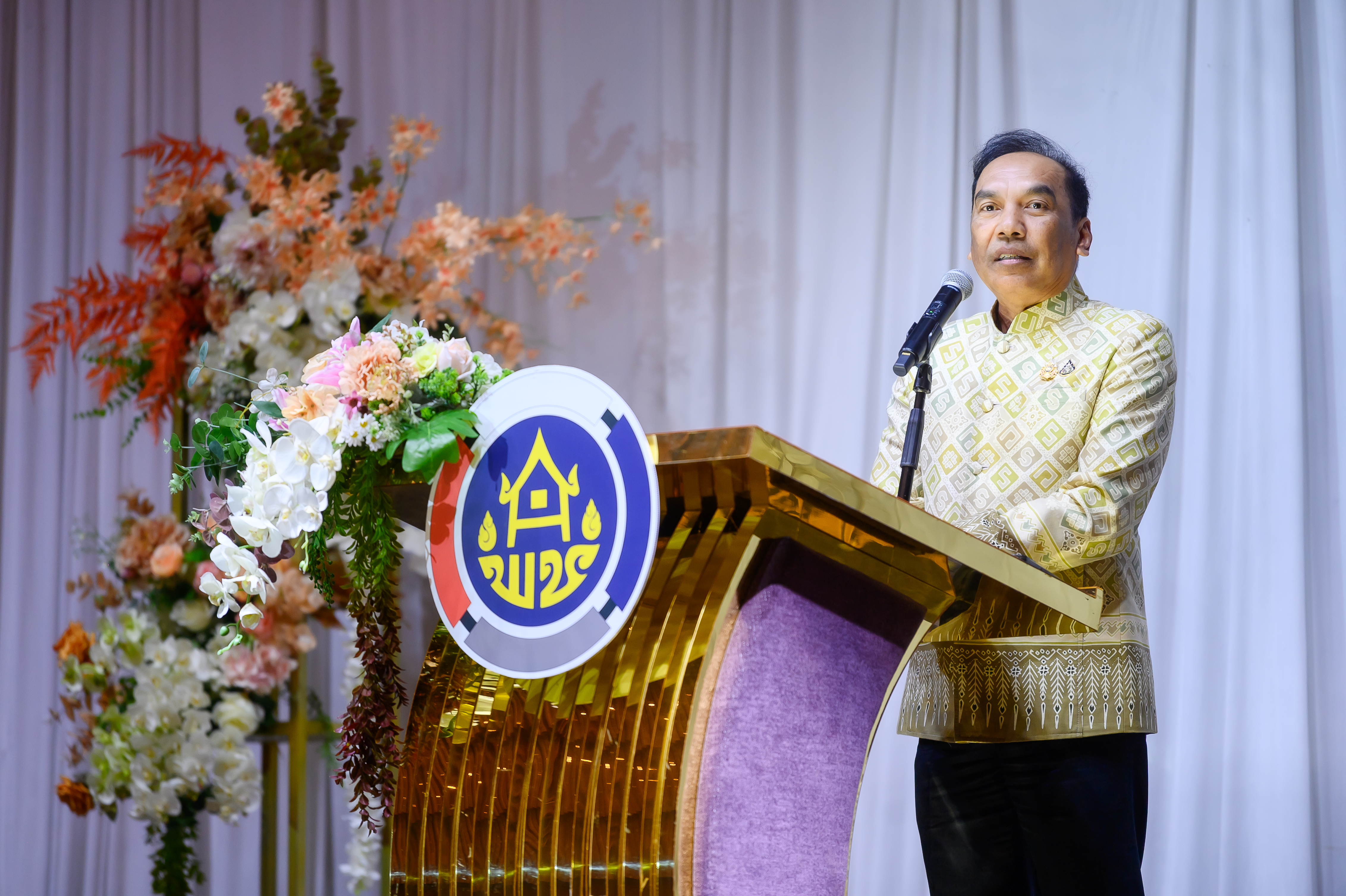 พช.ยะลา​ ร่วมพิธีเปิดการประชุมเชิงปฏิบัติการเพื่อการสร้างสรรค์งานผ้า​งานคราฟท์และงานหัตถกรรม​ ​หัตถศิลป์ไทย​ (ผ้าบาติก)