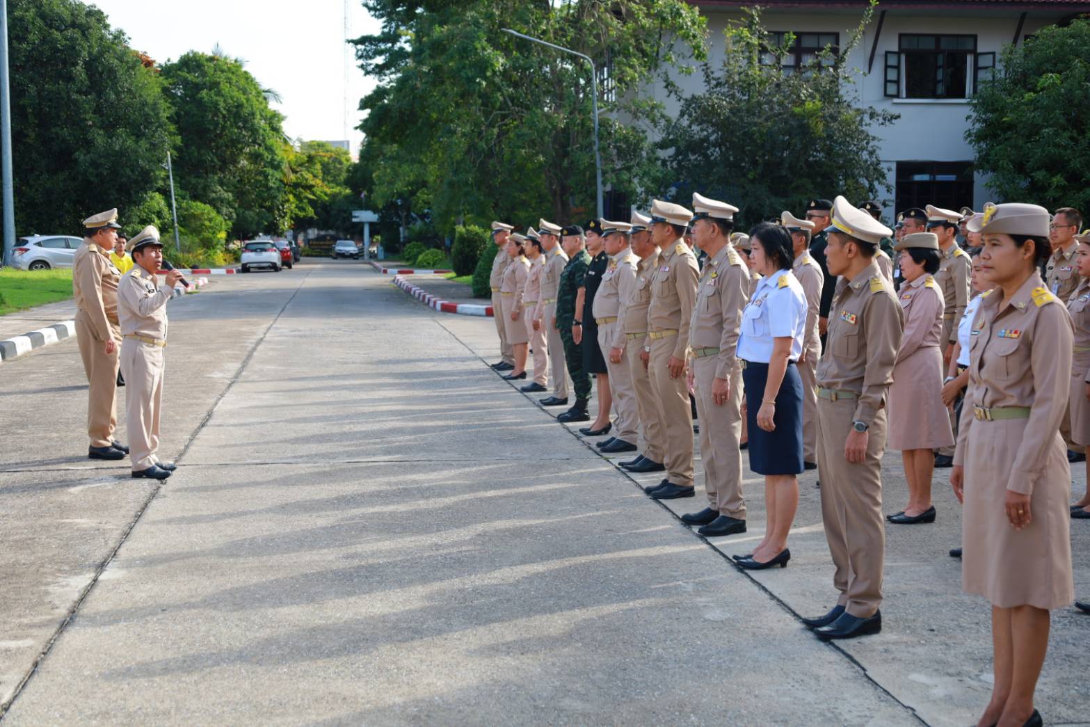 พช.ยะลา ร่วมกิจกรรมเข้าแถวเคารพธงชาติ และร่วมร้องเพลงชาติ