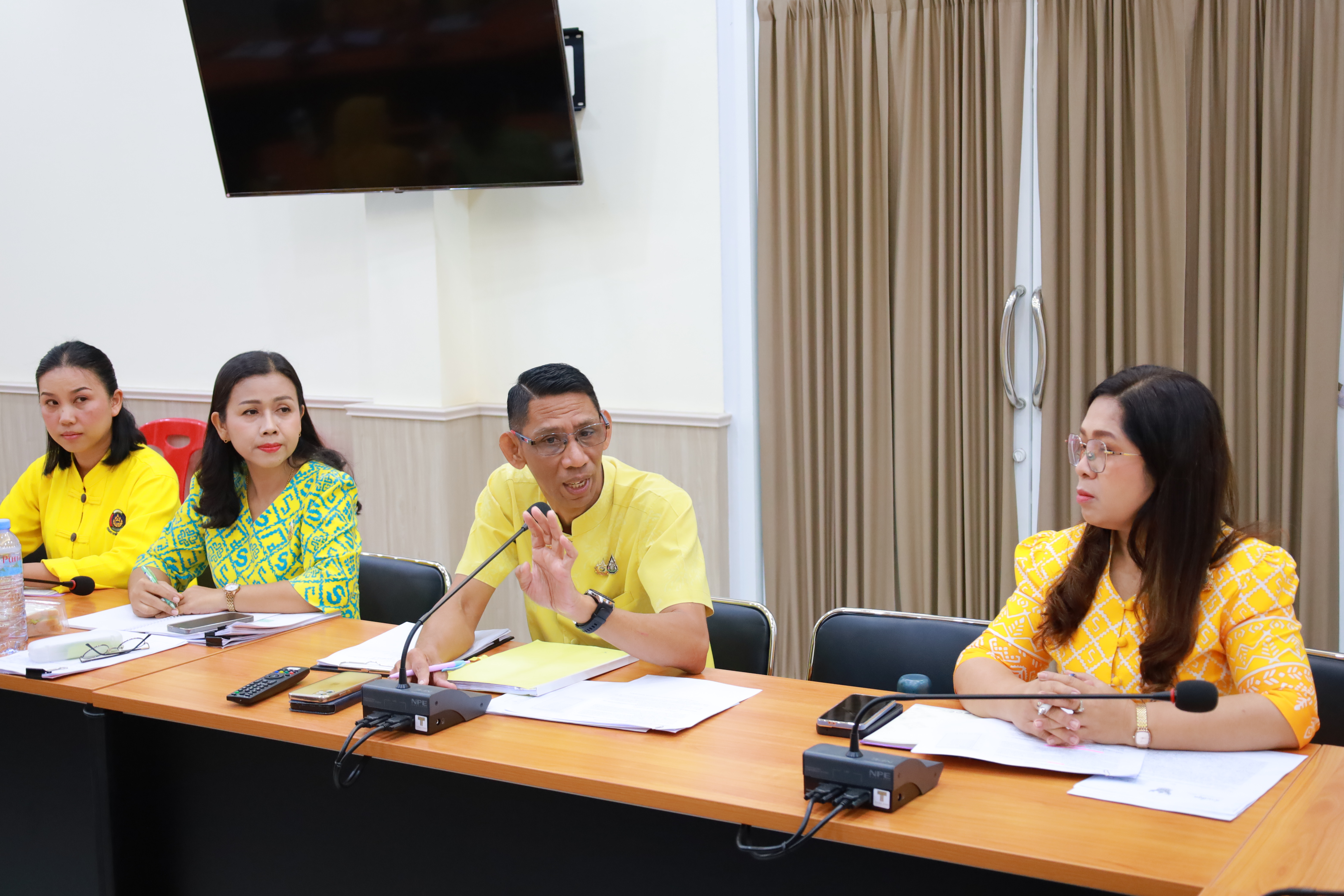 พช.ยะลา ประชุมประจำสัปดาห์เจ้าหน้าที่พัฒนาชุมชนจังหวัดยะลา
