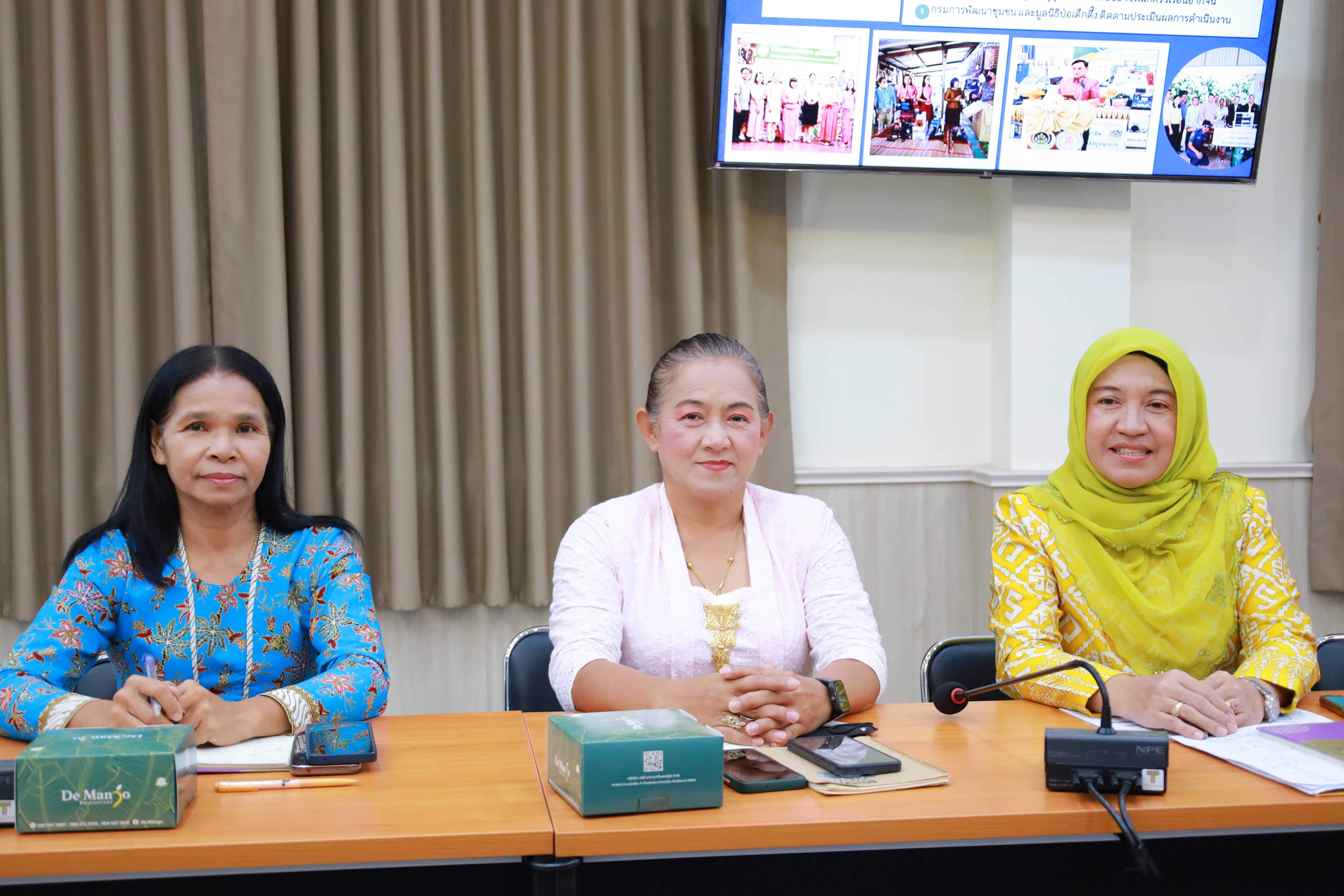 พช.ยะลา ร่วมประชุม (Video Conference) การแก้ไขปัญหาความยากจนเชิงบูรณาการ ระหว่าง กรมการพัฒนาชุมชน กระทรวงมหาดไทย กับ มูลนิธิปอเต็กตึ๊ง ระยะ 4 ภาคใต้ 14 จังหวัด