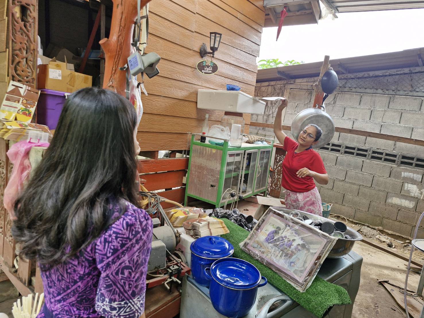 พช.ยะลา รุดให้กำลังใจผู้ประกอบการ OTOP ที่ได้รับความเสียหายจากเหตุอุทกภัยจังหวัดยะลา ปี 2567
