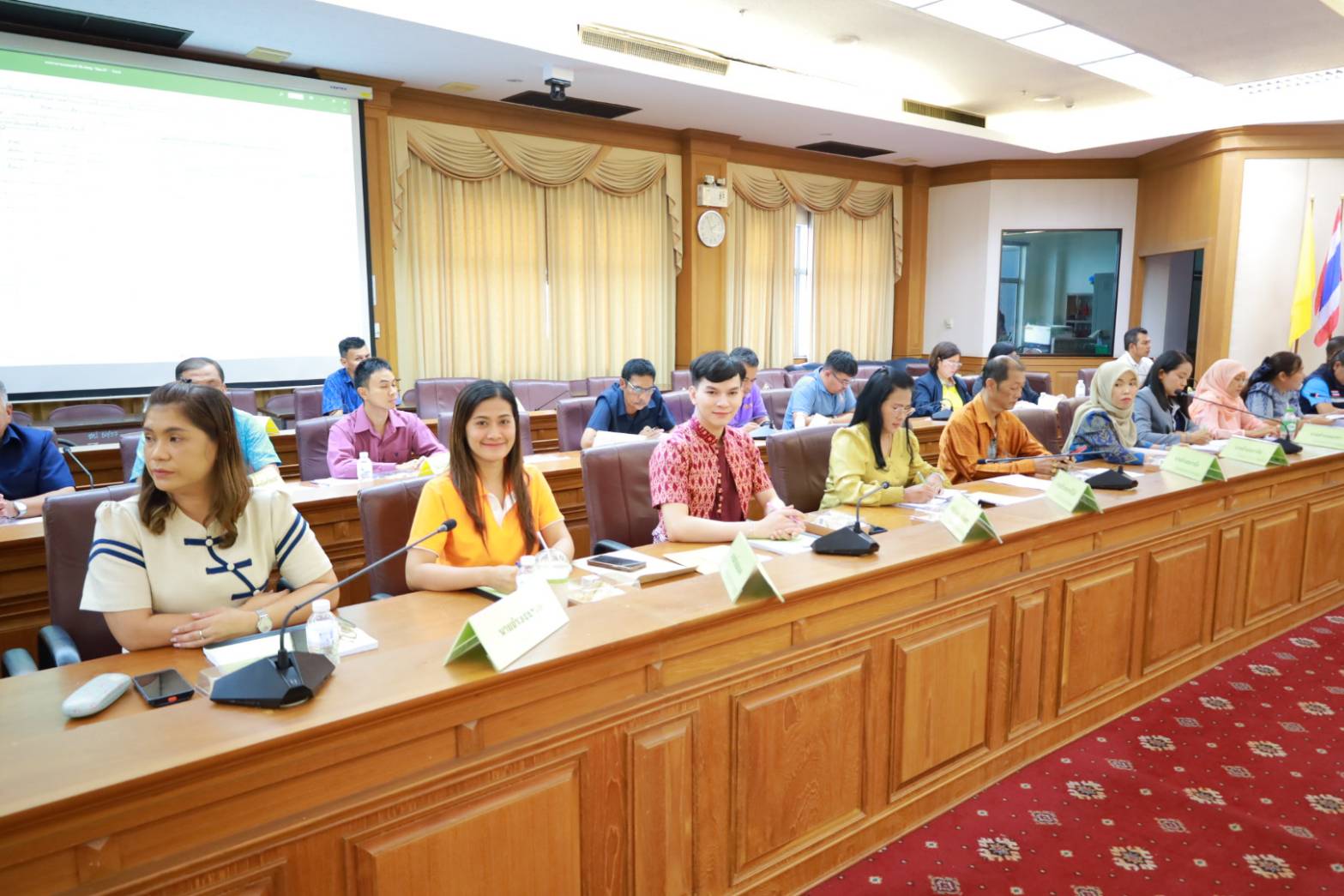 พช.ยะลา ร่วมประชุมติดตามเร่งรัดการใช้จ่ายงบประมาณของจังหวัดยะลา ครั้งที่ 2/2568