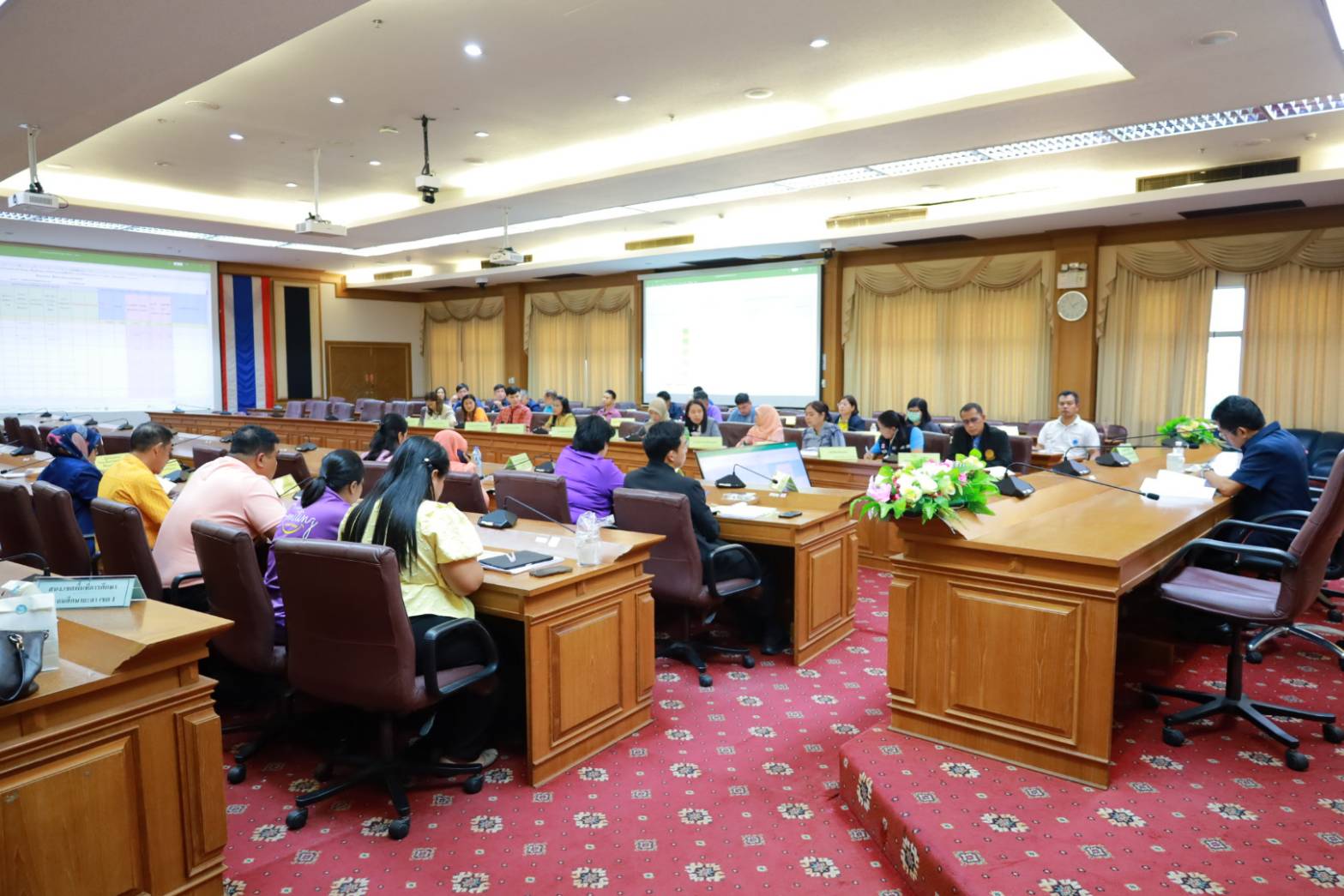 พช.ยะลา ร่วมประชุมติดตามเร่งรัดการใช้จ่ายงบประมาณของจังหวัดยะลา ครั้งที่ 2/2568