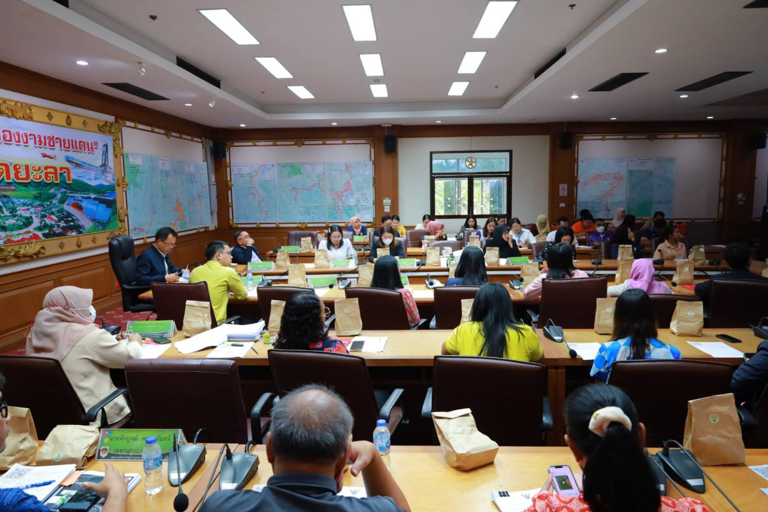 พช.ยะลา ร่วมประชุมชี้แจงแนวทางการสมัครและหลักเกณฑ์การพิจารณารางวัลเลิศรัฐ ประจำปี 2568