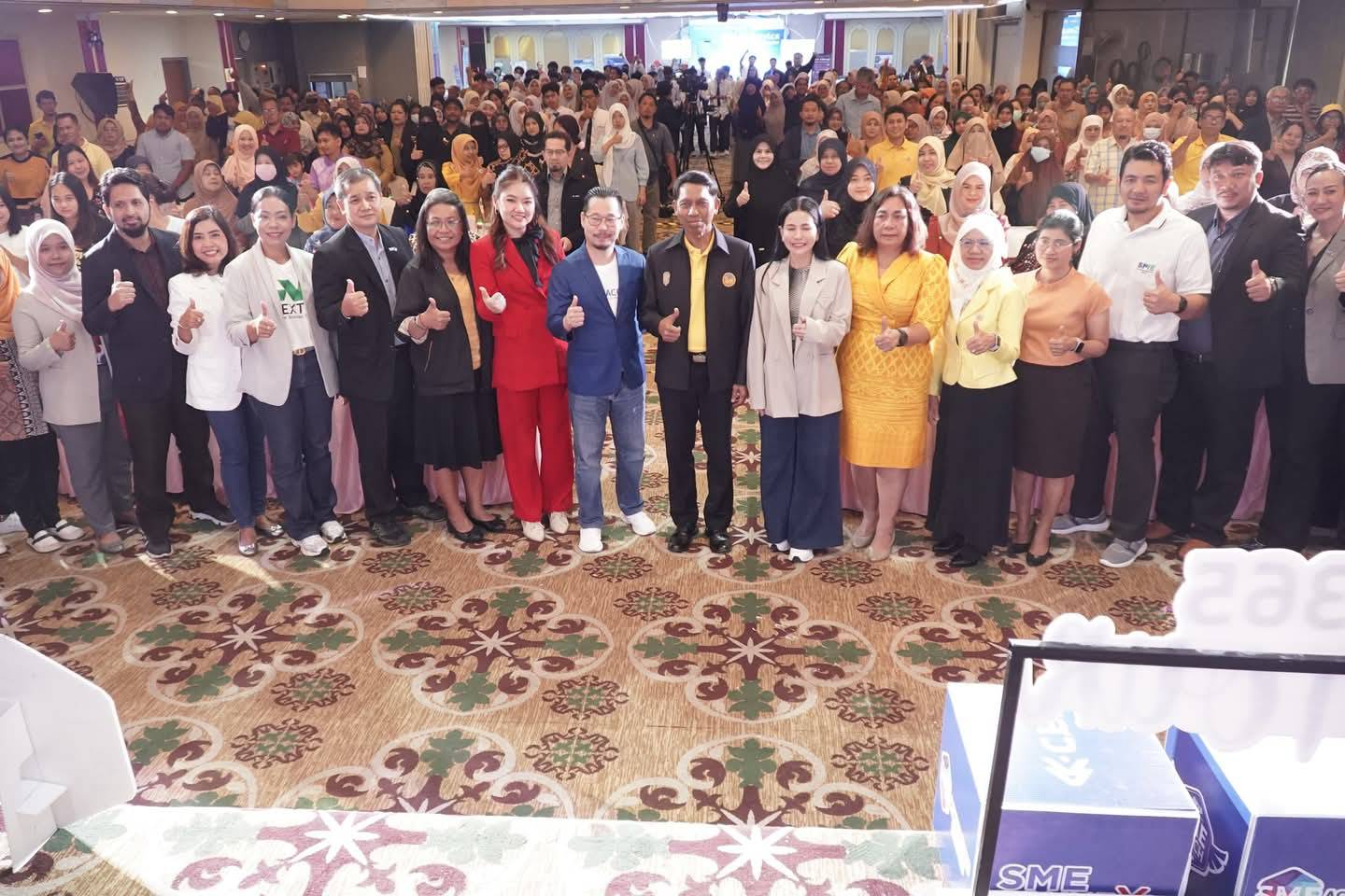 พช.ยะลา กิจกรรม Roadshow  “SME Academy On Tour” ภายใต้แนวคิด “เสริมศักยภาพ เติมเต็มความรู้ เพิ่มโอกาสเติบโตให้ธุรกิจด้วย SME Academy 365” สร้างโอกาสและพัฒนาองค์ความรู้ผู้ประกอบการ ธุรกิจ SME ในพื้นที่