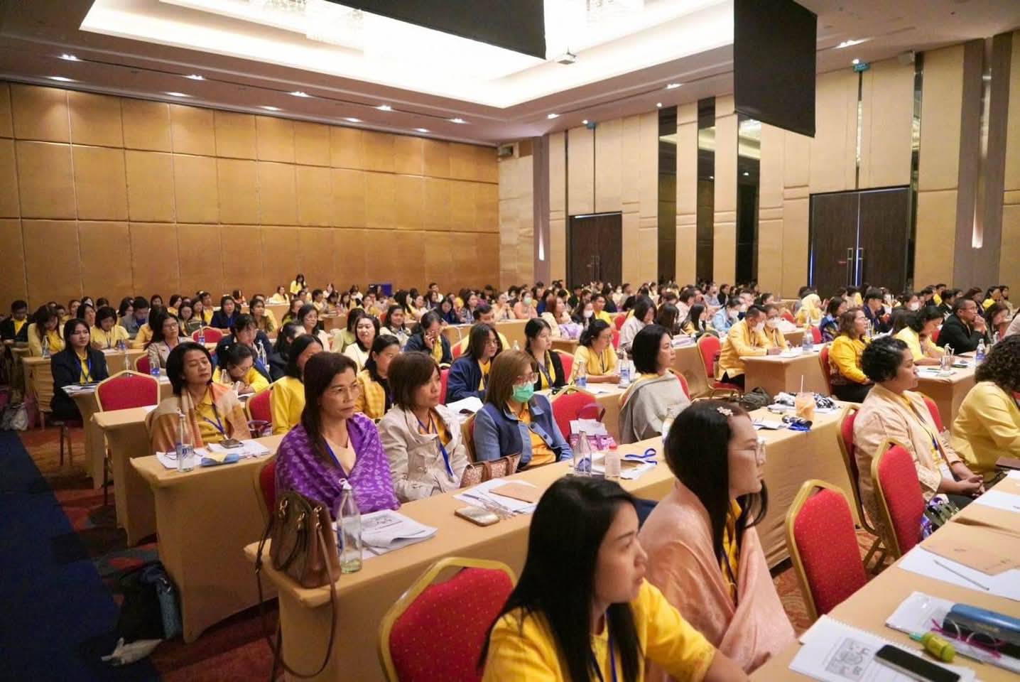 พช.ยะลา  ร่วมประชุมเชิงปฏิบัติการเพิ่มประสิทธิภาพบุคลากรด้านการเงิน การคลัง และการบัญชี