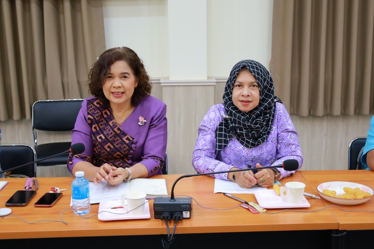 พช.ยะลา ร่วมประชุมชี้แจงแนวทางการประเมินศักยภาพศูนย์เรียนรู้ฯ โคก หนอง นา