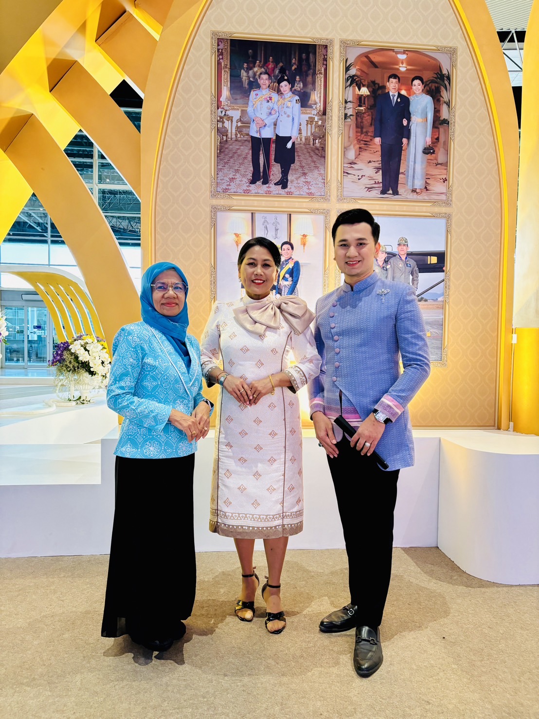 ผู้บริหารจังหวัดยะลา ให้เกียรติร่วมพิธีเปิดงาน OTOP City 2024