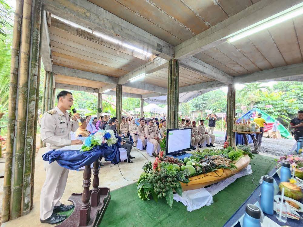 พช.ยะลา ร่วมพิจารณาคัดเลือกกำนัน ผู้ใหญ่บ้าน ฯลฯ เข้ารับรางวัล ประจำปี 2568