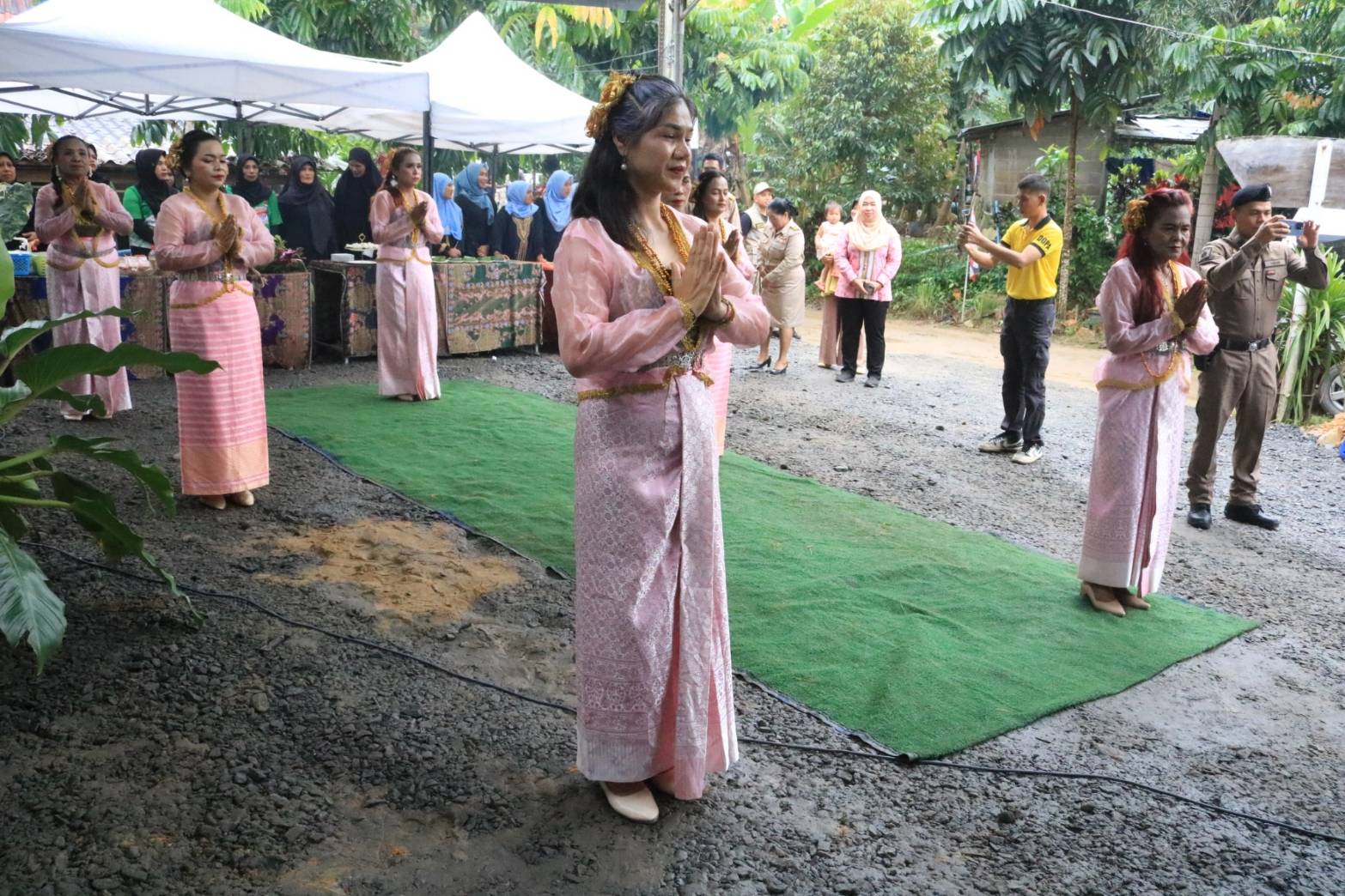 พช.ยะลา ร่วมพิจารณาคัดเลือกกำนัน ผู้ใหญ่บ้าน ฯลฯ เข้ารับรางวัล ประจำปี 2568