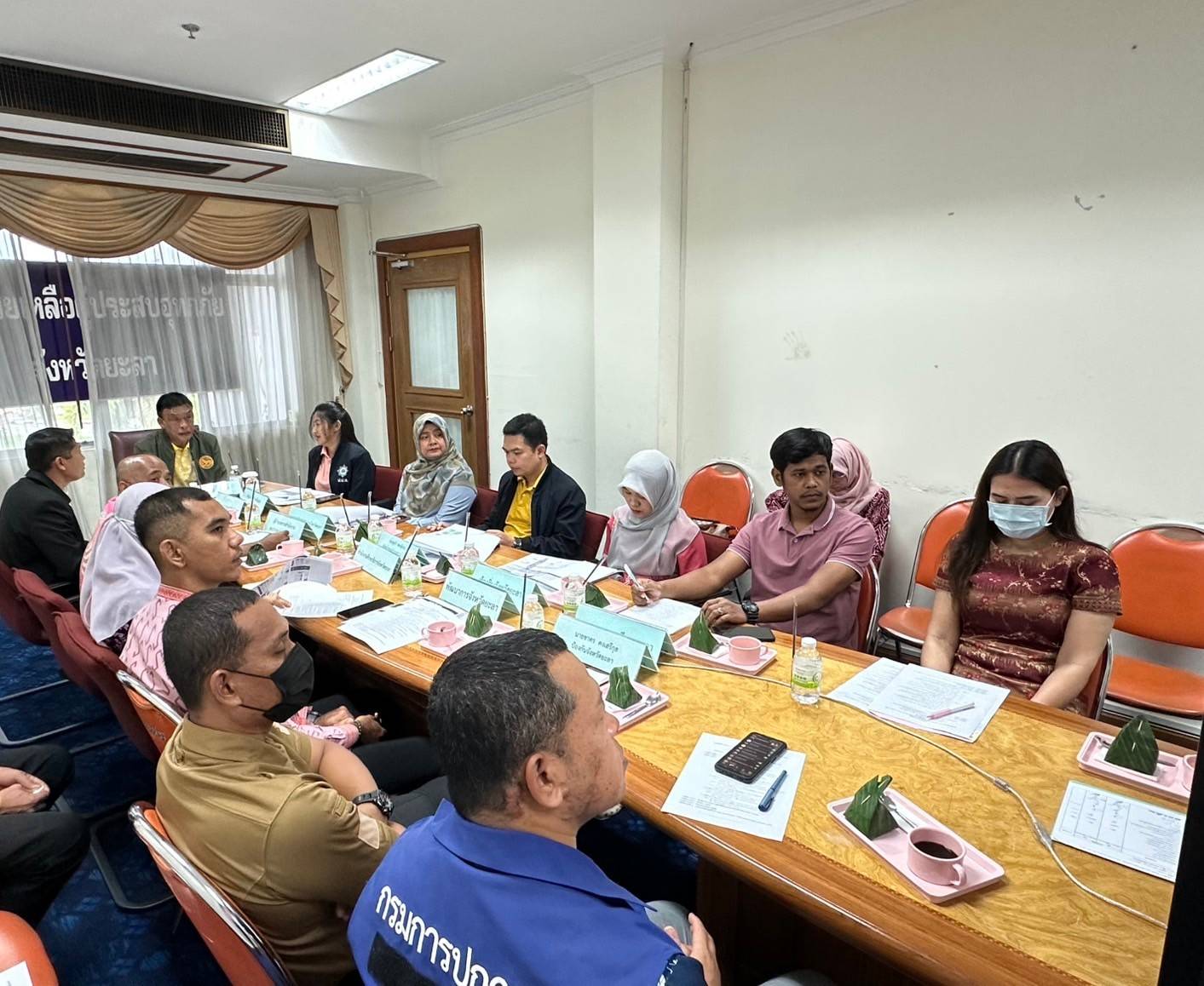 พช.ยะลา ร่วมประชุมศูนย์ปฏิบัติการติดตามเร่งรัดการบำบัดรักษา ฟื้นฟูสภาพสังคม ป้องกัน และปราบปรามยาเสพติด ครั้งที่ 2/2568