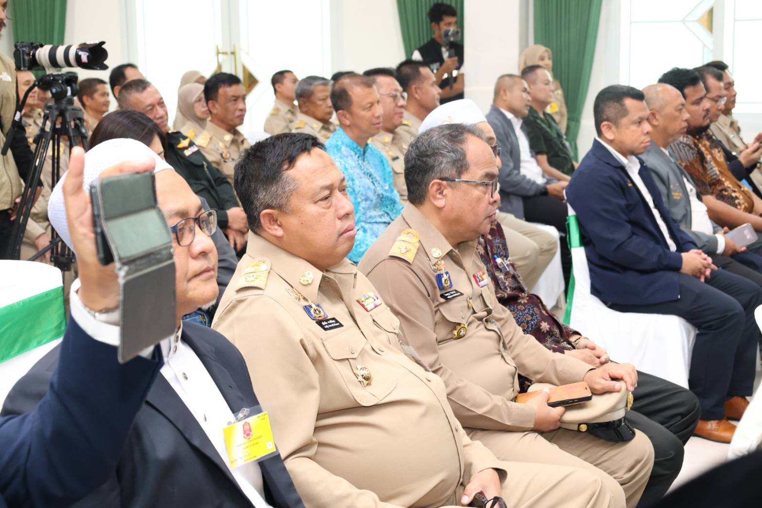 พช.ยะลา ร่วมต้อนรับนายกรัฐมนตรี ลงพื้นที่ตรวจเยี่ยมการพัฒนาจังหวัดชายแดนภาคใต้