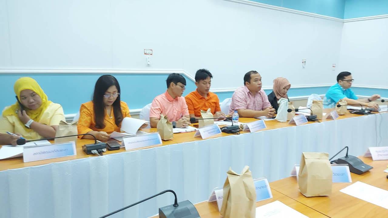พช.ยะลา ร่วมประชุมเร่งรัดการก่อหนี้ผูกพันรายจ่ายลงทุน สำหรับปีงบประมาณ พ.ศ.2568