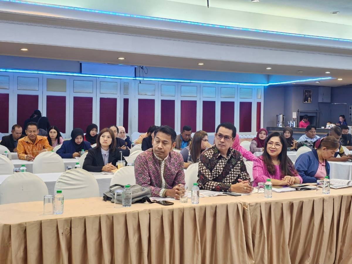 พช.ยะลา ร่วมประชุมเชิงปฎิบัติการเตรียมความพร้อมทีมวิทยากรประจำจังหวัด