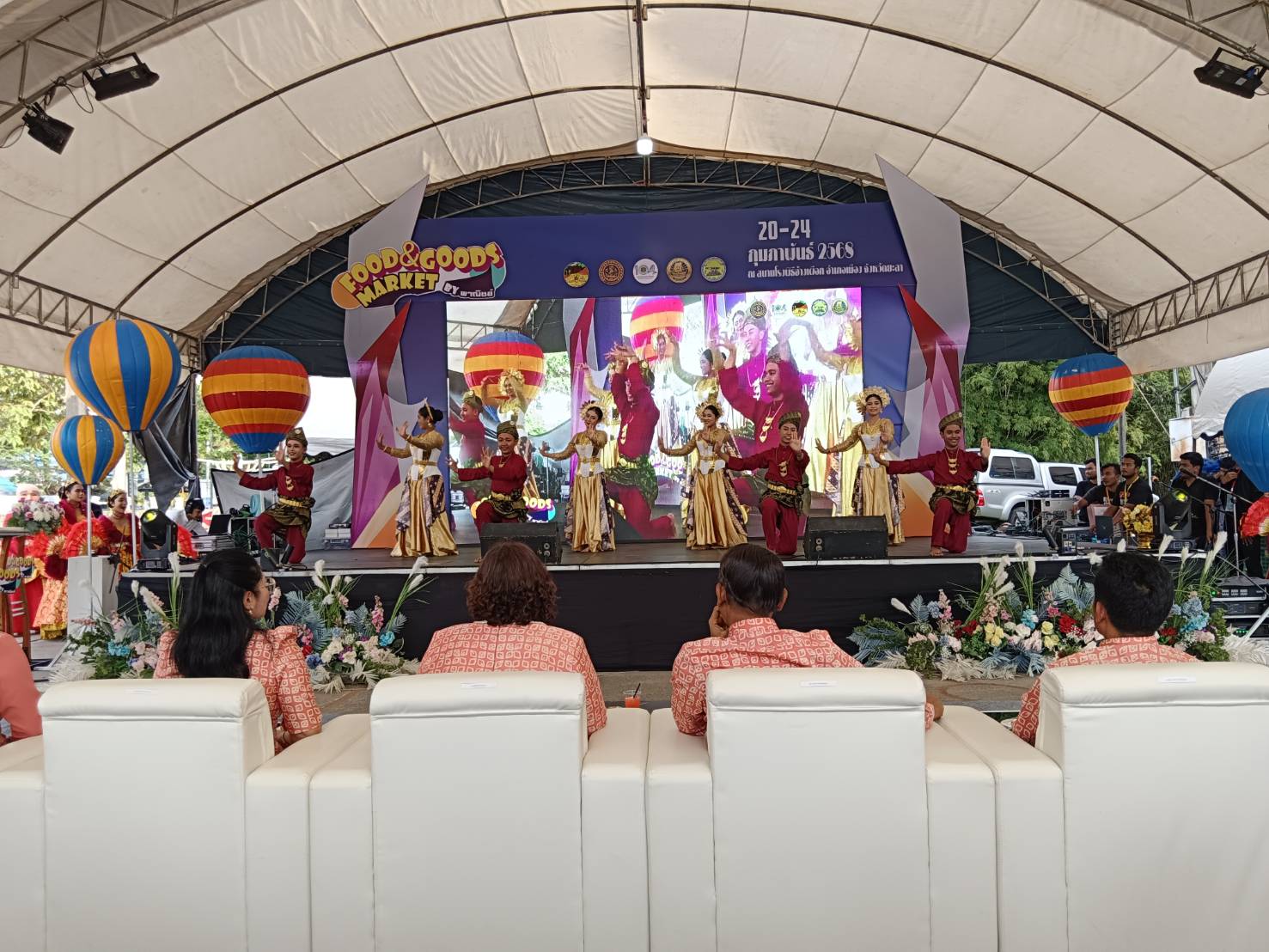 พช.ยะลา ร่วมพิธีเปิดงานแสดงและจำหน่ายสินค้า “Food & Good Market by พาณิชย์”