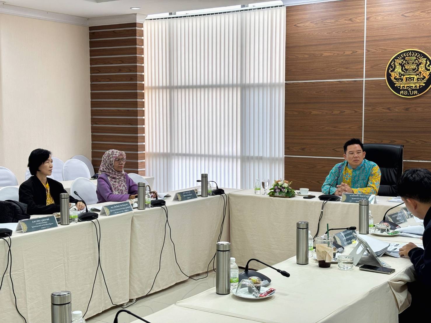 พช.ยะลา ร่วมประชุมคณะกรรมการสรรหาและคัดเลือกคณะกรรมการศูนย์ประสานงานด้านเด็กและสตรีในจังหวัดชายแดนใต้