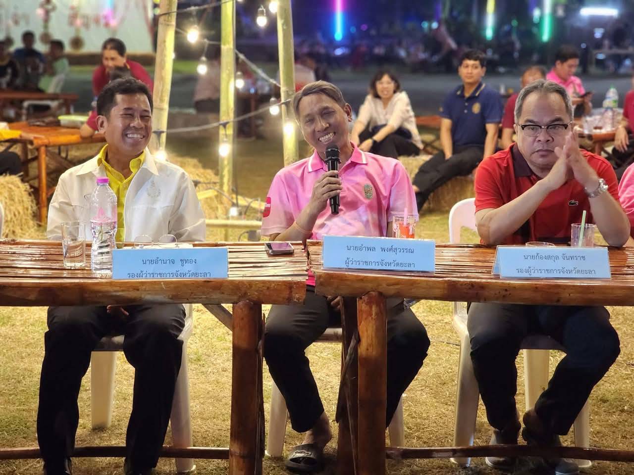 พช.ยะลา ร่วมกิจกรรมผู้ว่าฯ สัญจรนอนพื้นที่ อำเภอกาบัง