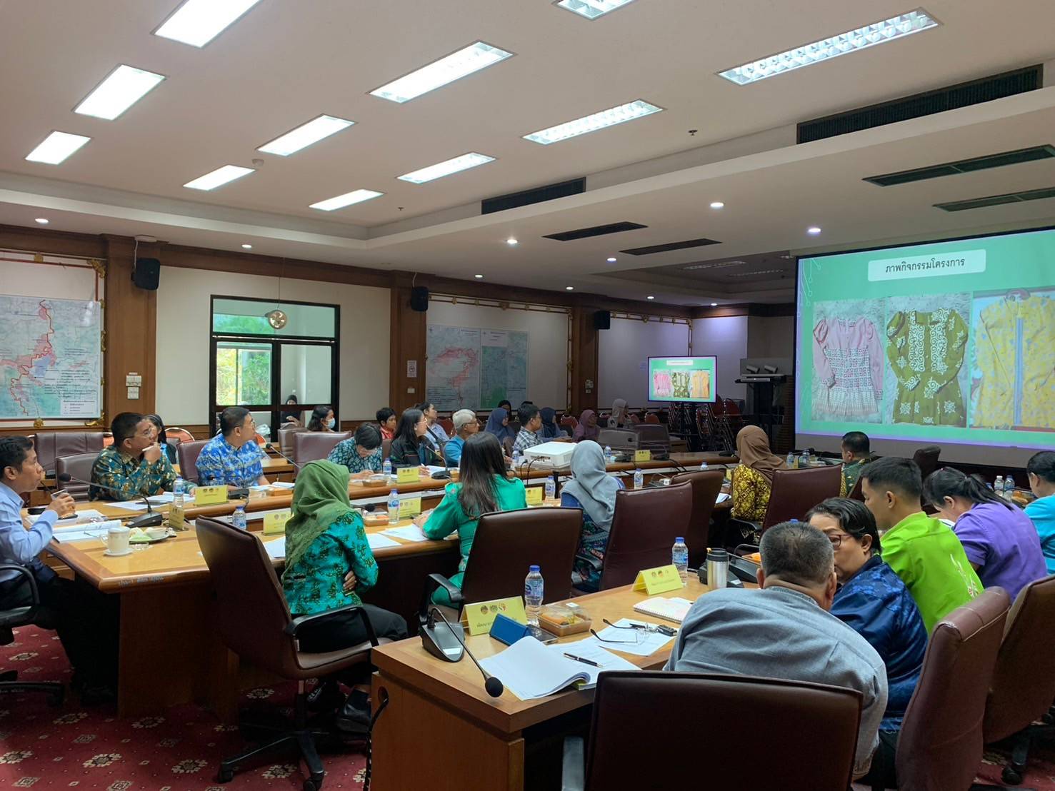 พช.ยะลา จัดประชุมคณะอนุกรรมการบริหารกองทุนพัฒนาบทบาทสตรีระดับจังหวัด จังหวัดยะลา ครั้งที่ 1/2568