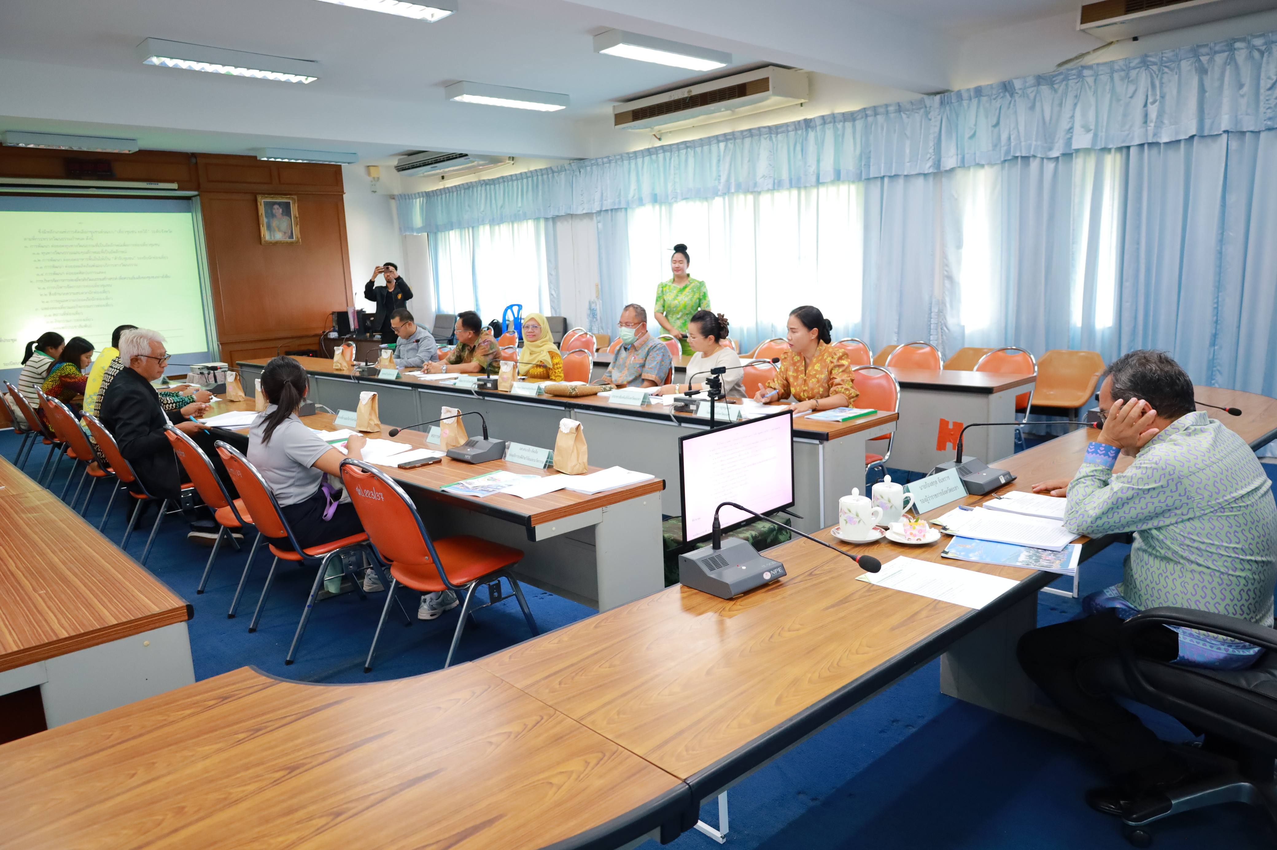 พช.ยะลา ร่วมประชุมคัดเลือกสุดยอดชุมชนต้นแบบ “เที่ยวชุมชน ยลวิถี” จังหวัดยะลา ประจำปีงบประมาณ พ.ศ.2568