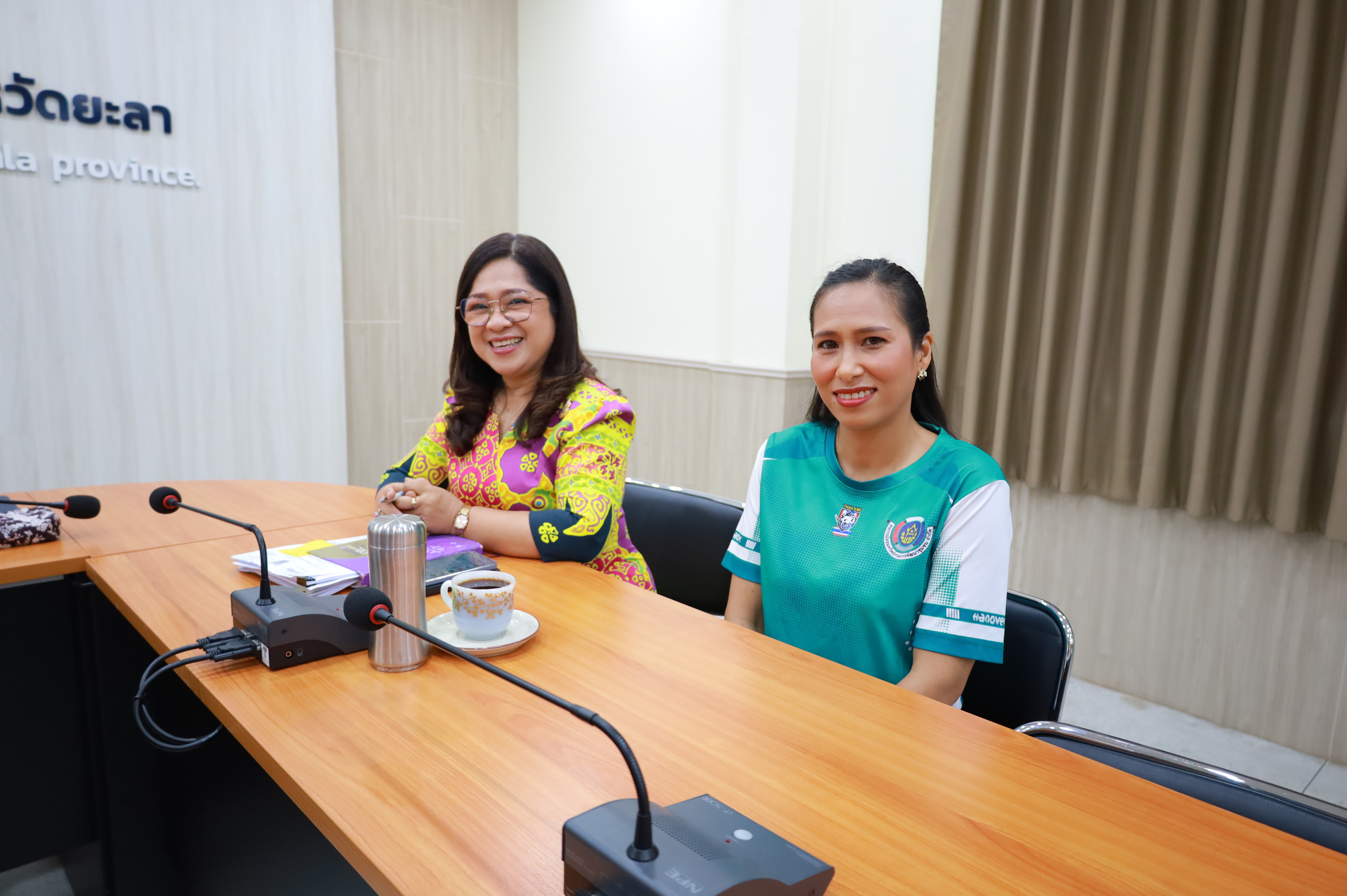 พช.ยะลาร่วมประชุมชี้แจง เร่งรัด กำกับ ติดตามการดำเนินงานกองทุนพัฒนาบทบาทสตรี ครั้งที่ 1/2568 ผ่านระบบวีดิทัศน์ทางไกล