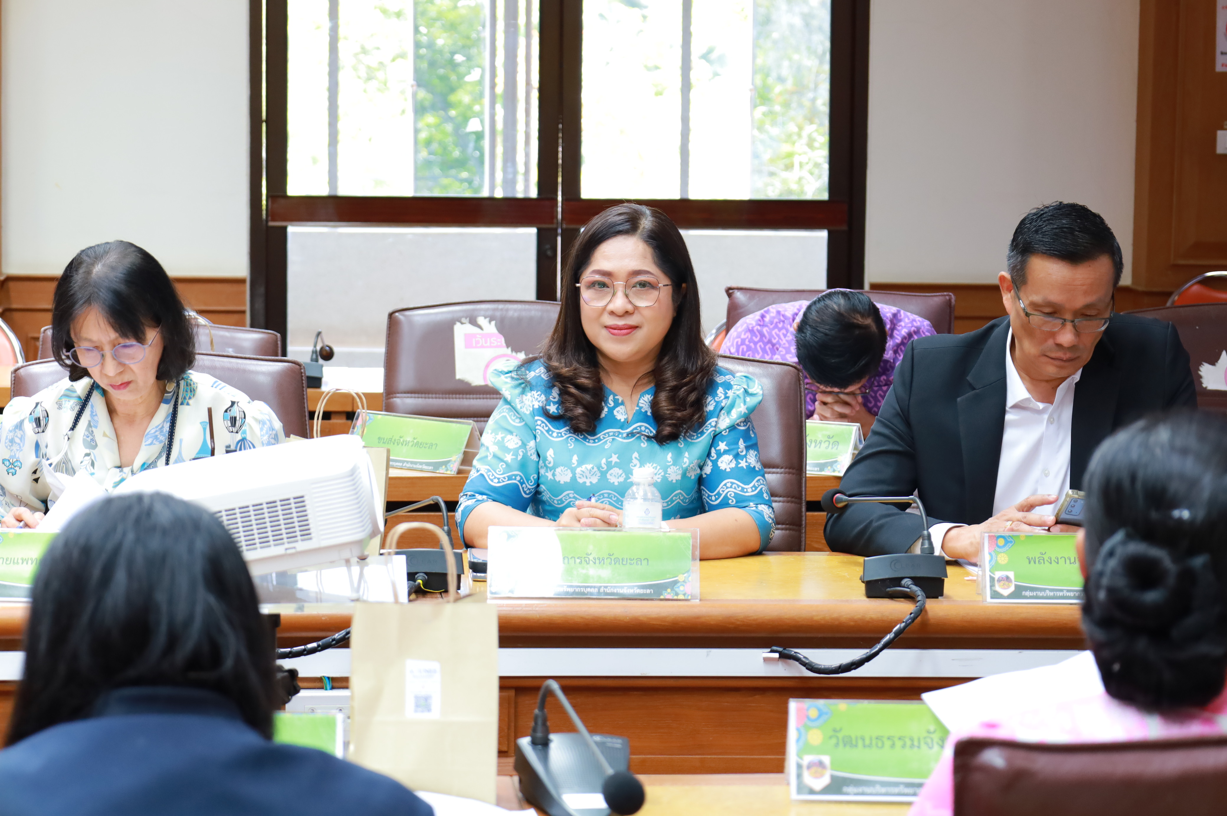 พช.ยะลา ร่วมประชุมคณะกรรมการสรรหาผู้ที่มีผลงานดีเด่นของจังหวัดชายแดนใต้ ประจำปี พ.ศ. 2567
