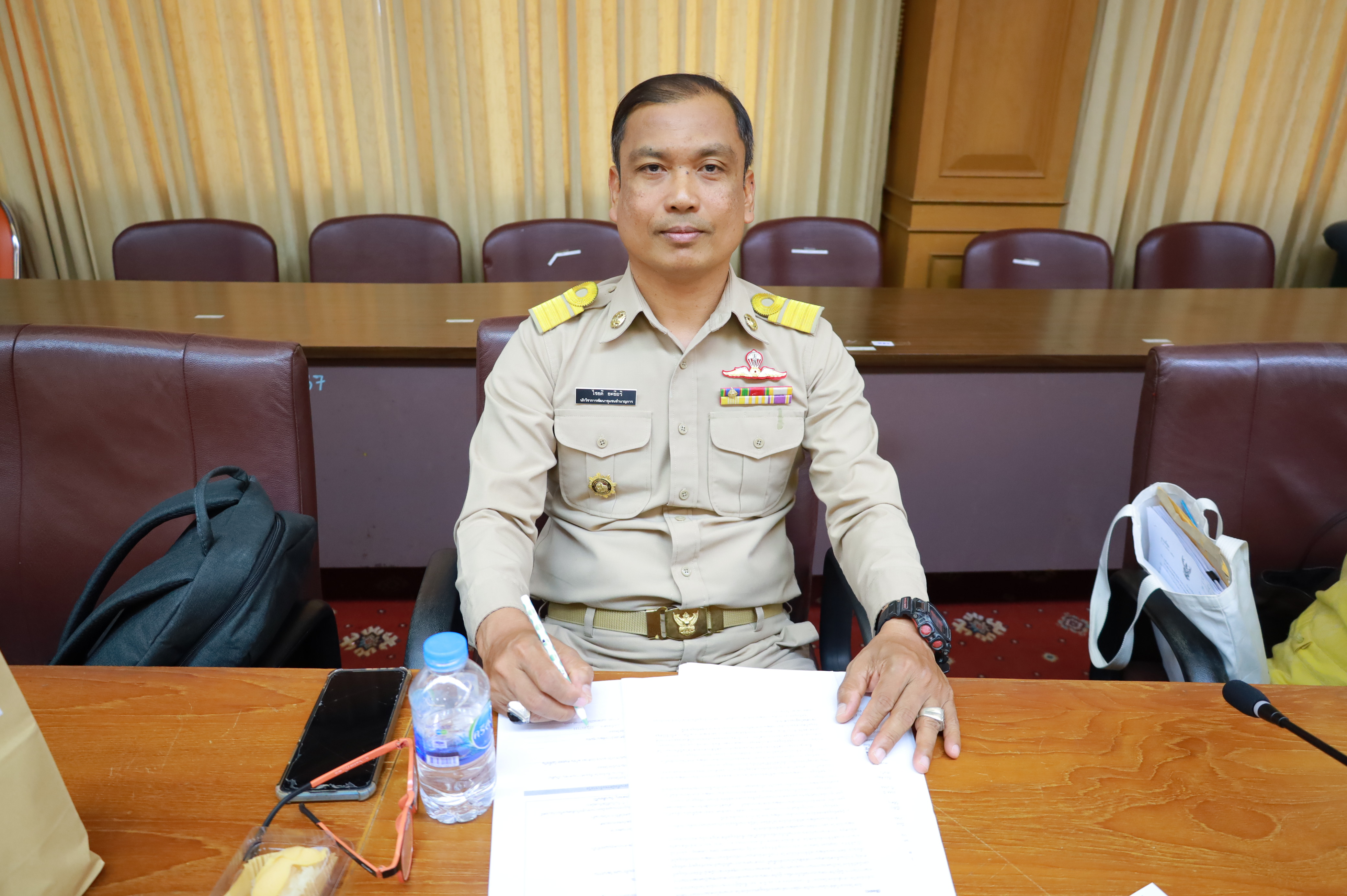 พช.ยะลา ร่วมประชุมเชิญปฏิบัติการจัดทำรายงานผลการดำเนินการพัฒนาองค์กร (Application Report) ในสมัครรางวัลเลิศรัฐ ประจำปี 2568
