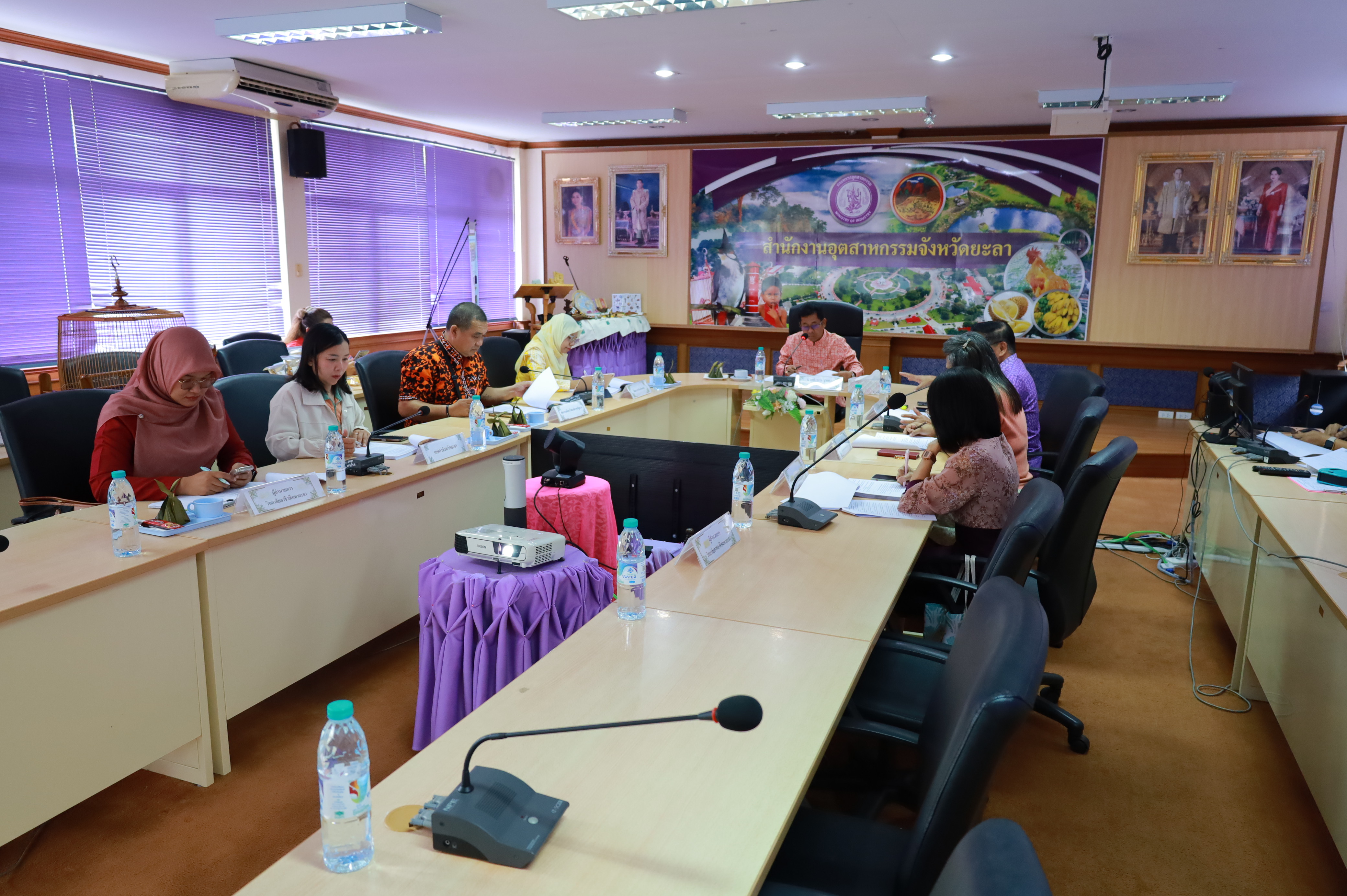 พช.ยะลา ร่วมประชุมคณะกรรมการรับรองมาตรฐานผลิตภัณฑ์ชุมชนจังหวัดยะลา ครั้งที่ 34-1/2568