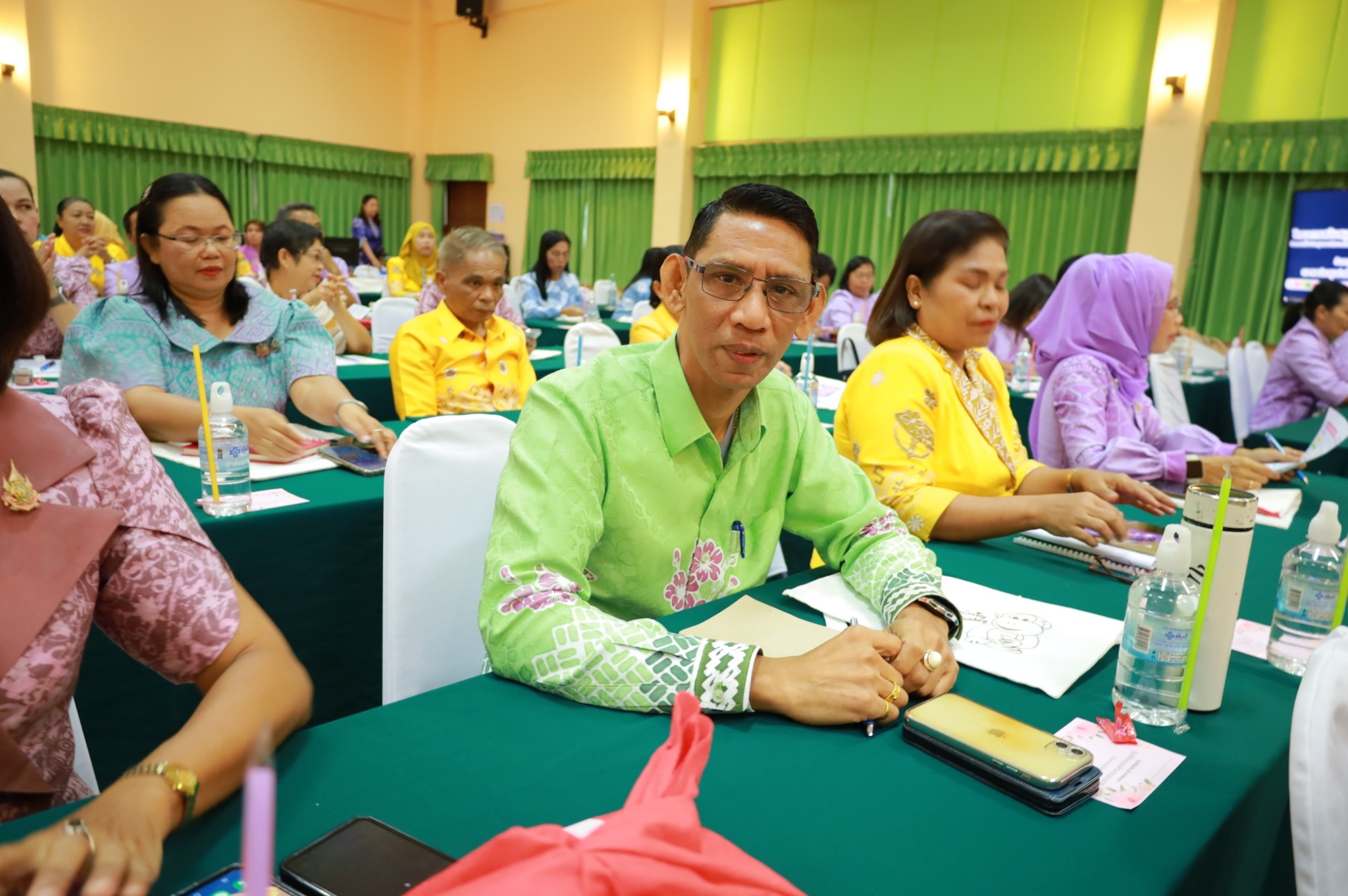 พช.ยะลา ร่วมกิจกรรมประชุมมอบนโยบายและแนวทางการดำเนินงานพัฒนาชุมชน ประจำปีงบประมาณ พ.ศ. 2568 