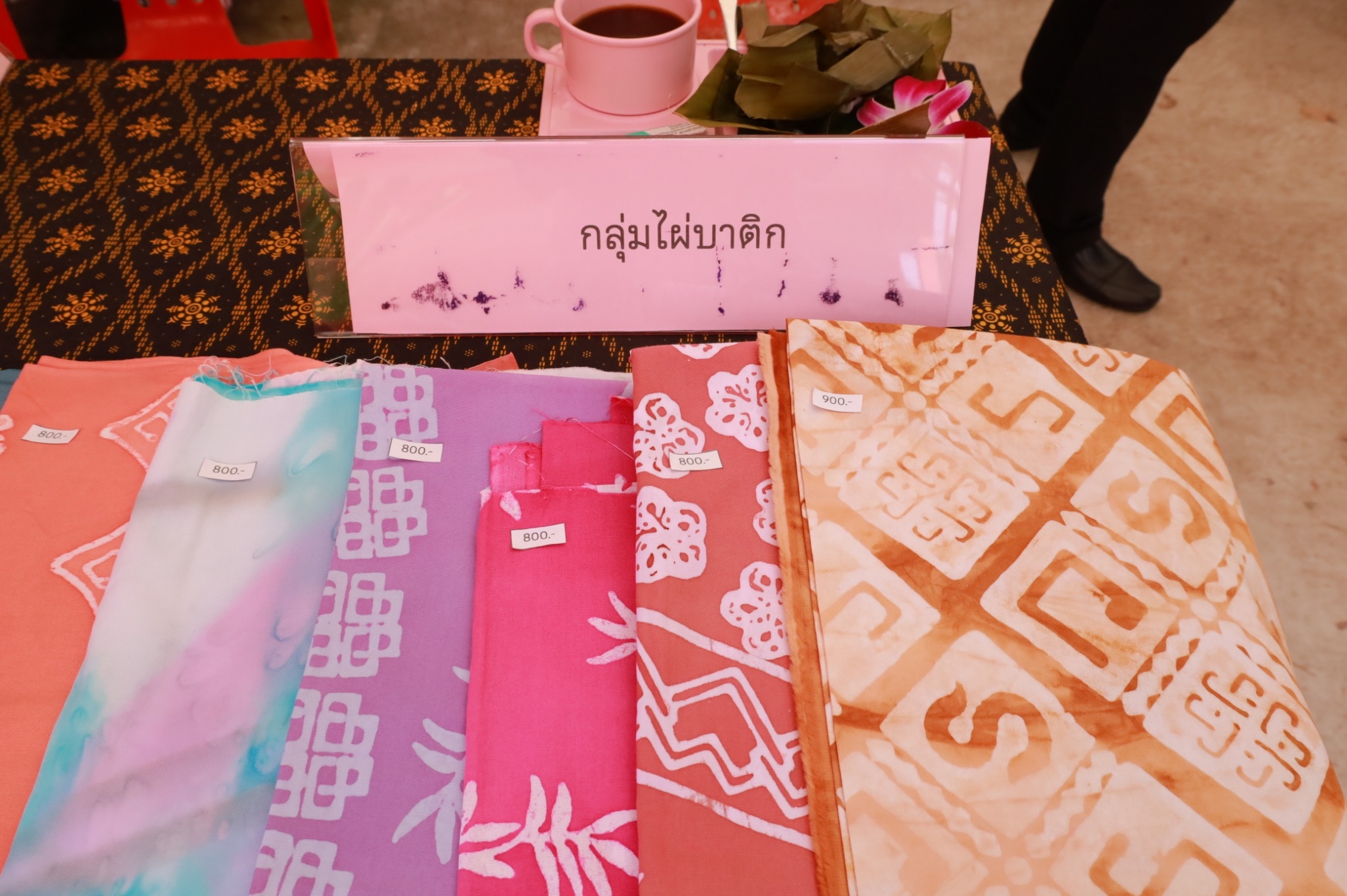 พช. ยะลา นำผู้ประกอบการ OTOP ออกบูทตลาดนัด OTOP สัญจร ร่วมจำหน่าย ณ ศพช.ยะลา