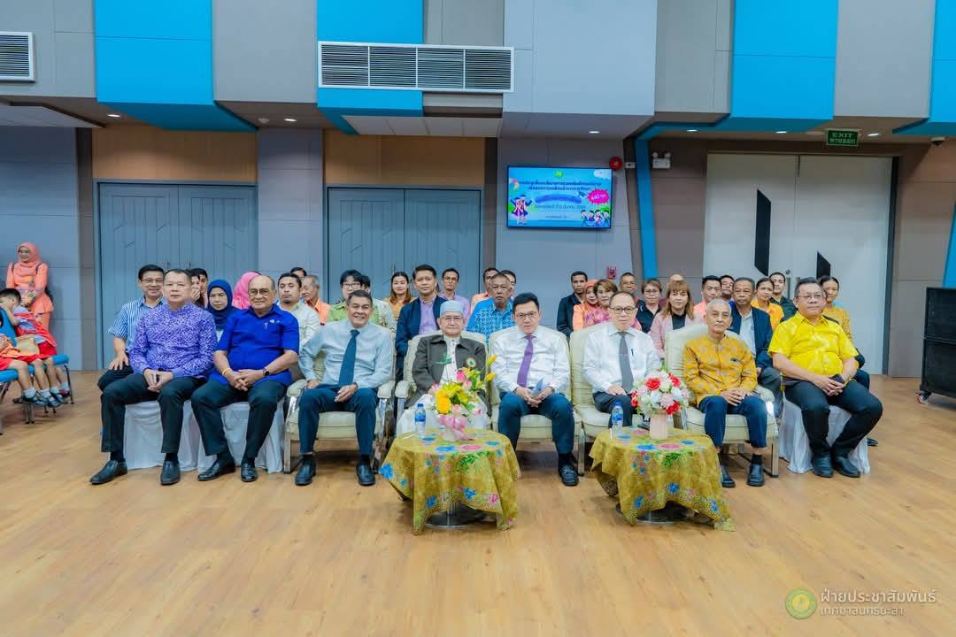 พช.ยะลา ร่วมกิจกรรมมอบทุนการศึกษาโครงการทุนการศึกษาสำหรับนักศึกษาและการให้ความช่วยเหลือนักเรียน พัฒนาคุณภาพชีวิตของเด็กและเยาวชน ส่งเสริมอนาคตทางการศึกษา