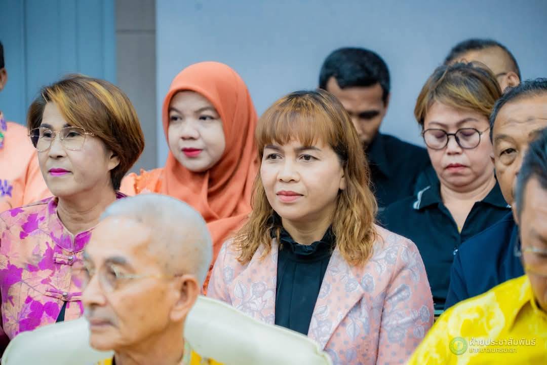 พช.ยะลา ร่วมกิจกรรมมอบทุนการศึกษาโครงการทุนการศึกษาสำหรับนักศึกษาและการให้ความช่วยเหลือนักเรียน พัฒนาคุณภาพชีวิตของเด็กและเยาวชน ส่งเสริมอนาคตทางการศึกษา