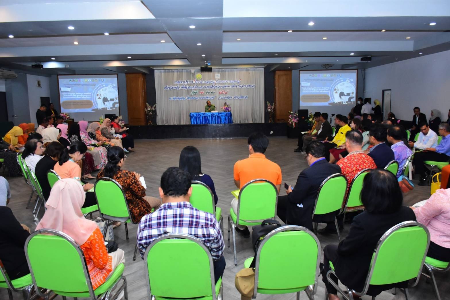 พช.ยะลา ร่วมประชุมทางวิชาการ “การจัดทำแผนที่ทางสังคม แผนที่ทุนทรัพยากร เพื่อช่วยเหลือ ฟื้นฟู ดูแลเด็กและเยาวชนที่ด้อยโอกาศทางการศึกษาในจังหวัดยะลา”