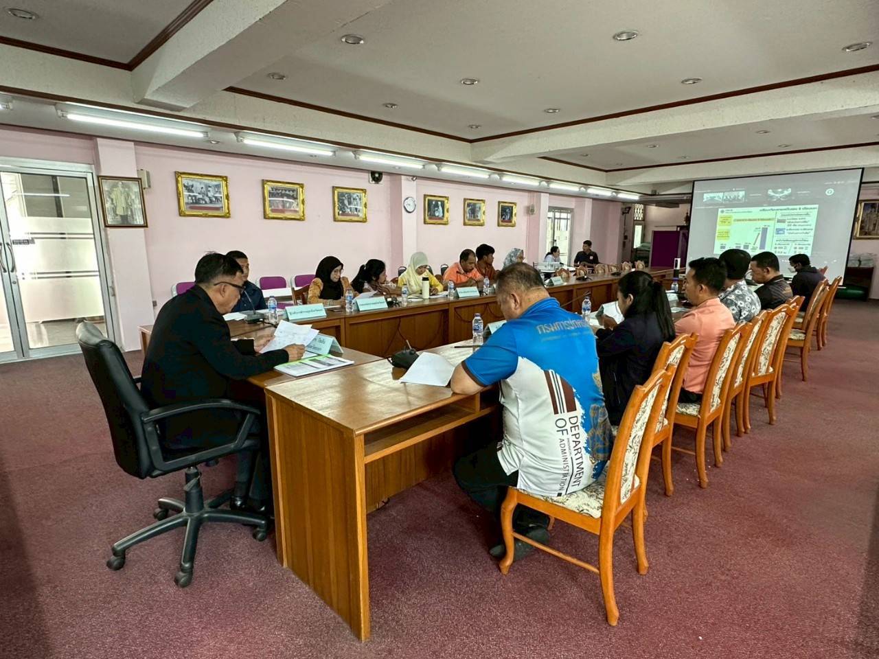 พช.ยะลา ร่วมประชุมศูนย์ปฏิบัติการติดตามเร่งรัดการบำบัดรักษา ฟื้นฟูสภาพทางสังคม ป้องกันและปราบปรามยาเสพติด ครั้งที่ 6/2568