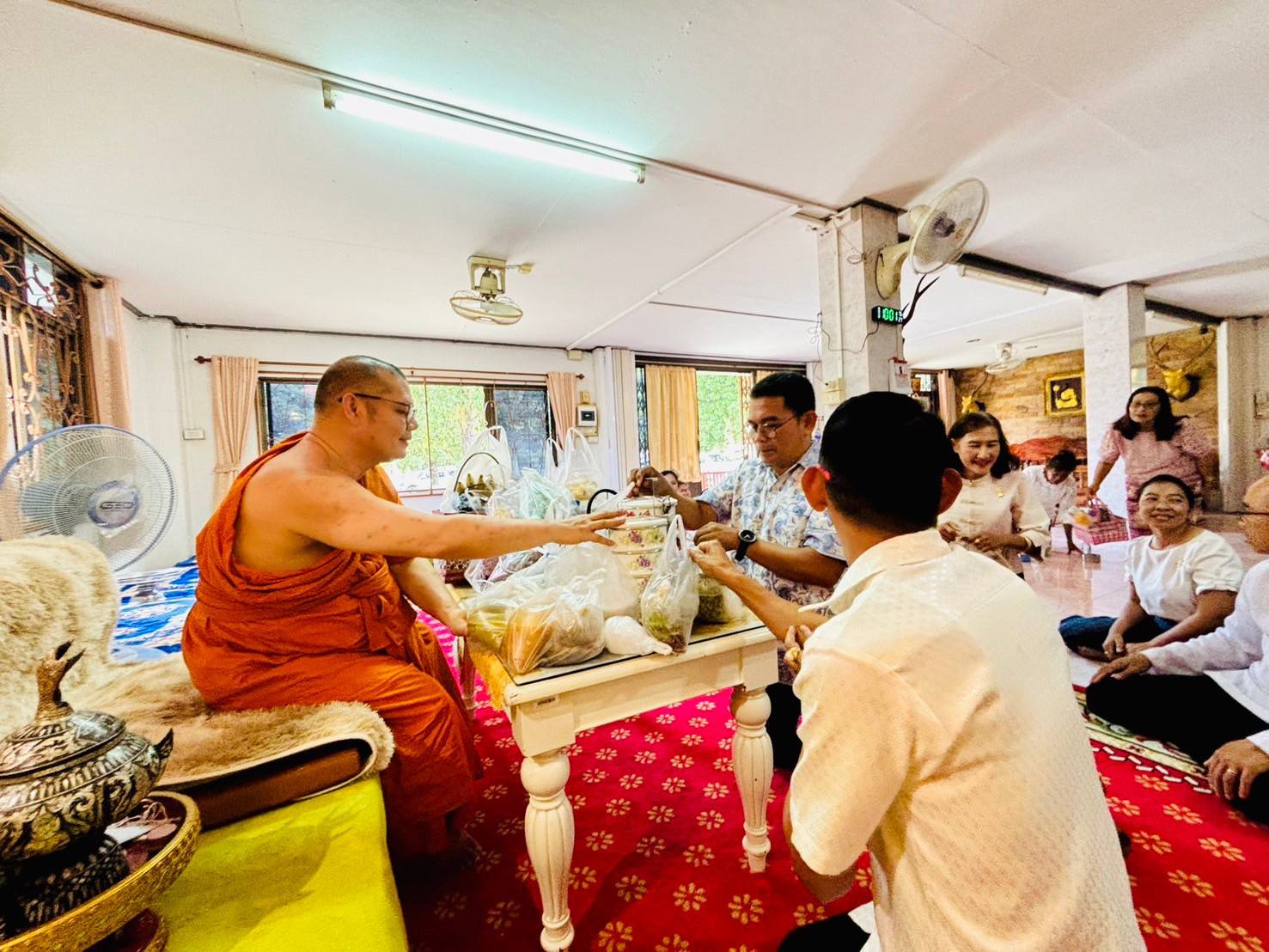 พช.ยะลา ร่วมโครงการส่งเสริมคุณธรรม จริยธรรมข้าราชการ ออกเยี่ยมวัด/พระภิกษุ – สามเณร ในวันธรรมสวนะ (วันพระ)
