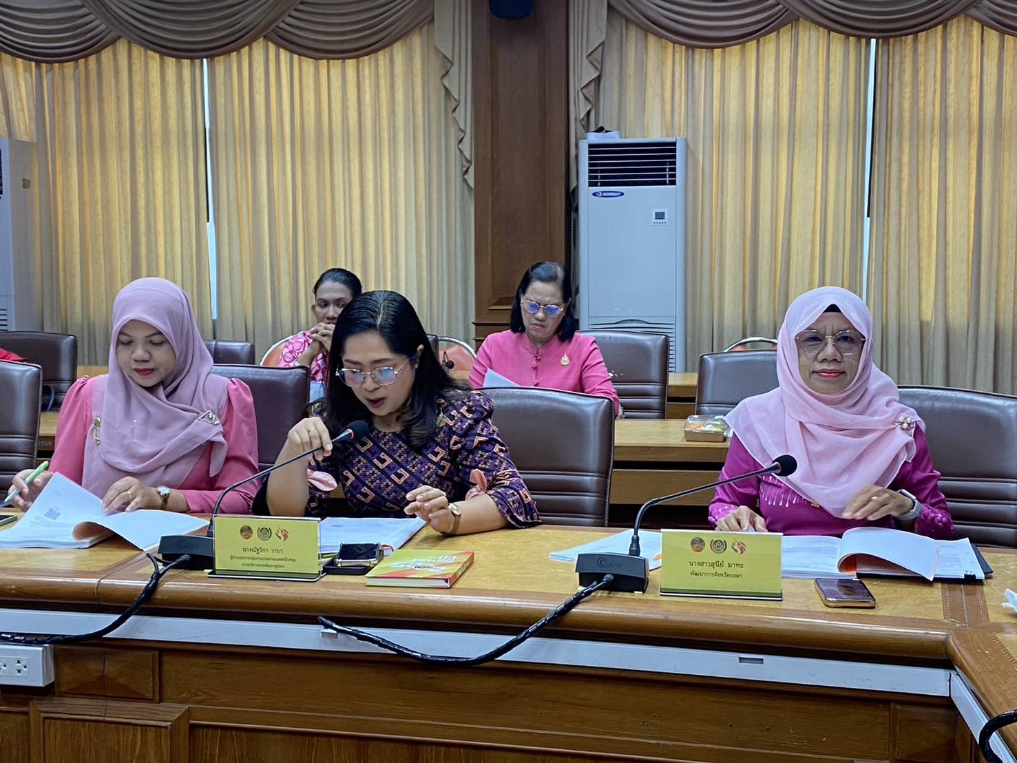 พช.ยะลา จัดประชุมคณะอนุกรรมการบริหารกองทุนพัฒนาบทบาทสตรีระดับจังหวัด จังหวัดยะลา ครั้งที่ 2/2568