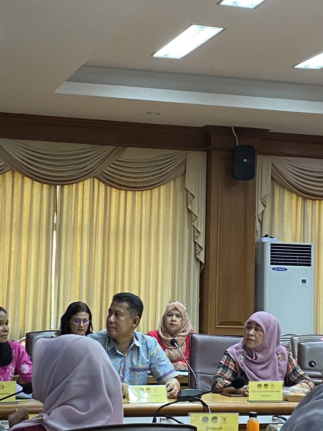 พช.ยะลา จัดประชุมคณะอนุกรรมการบริหารกองทุนพัฒนาบทบาทสตรีระดับจังหวัด จังหวัดยะลา ครั้งที่ 2/2568