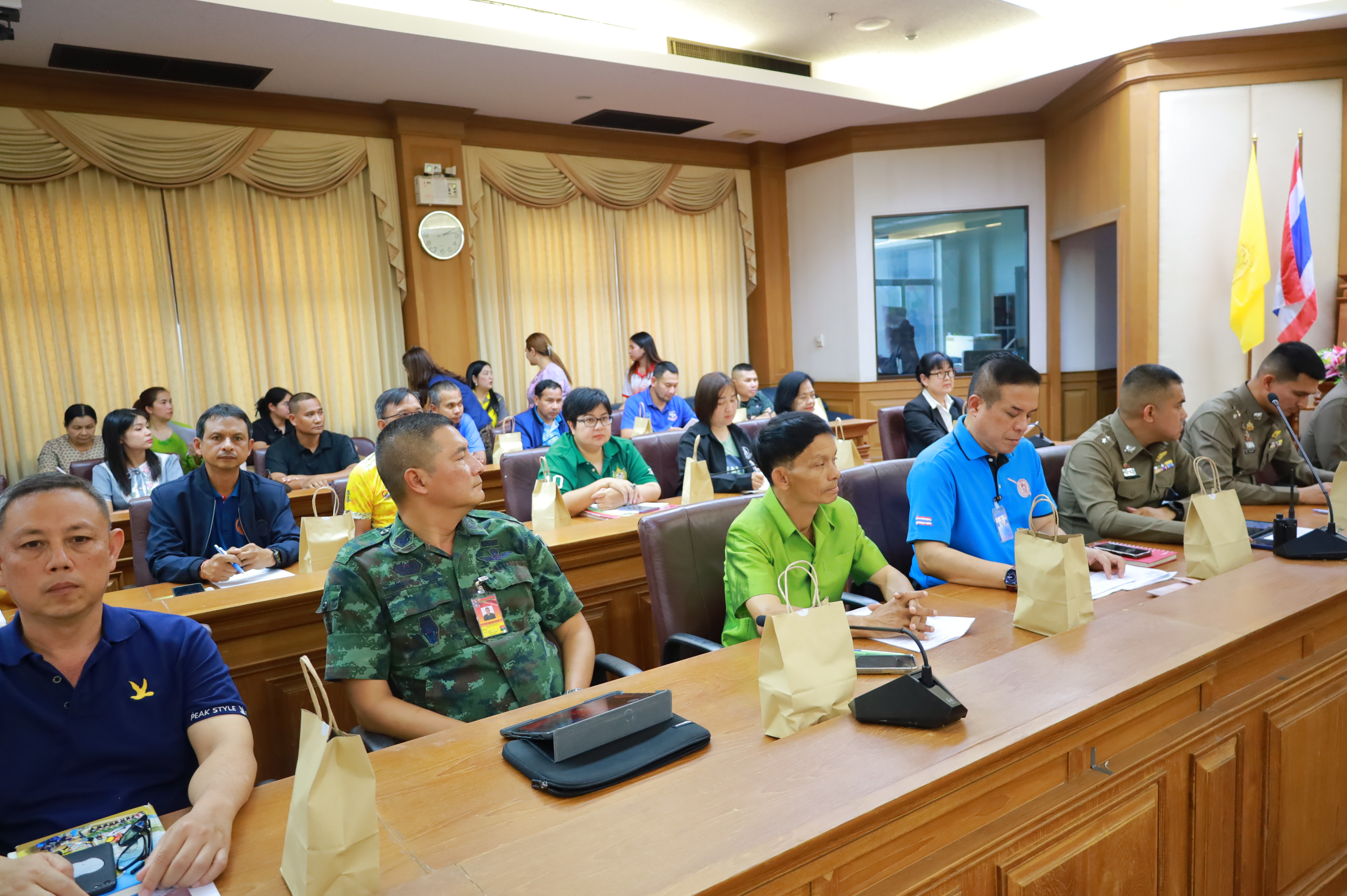 พช.ยะลา ร่วมประชุมเตรียมการจัดงานสมโภสหลักเมืองและงานกาชาดจังหวัดยะลา ครั้งที่  63 ประจำปี 2568