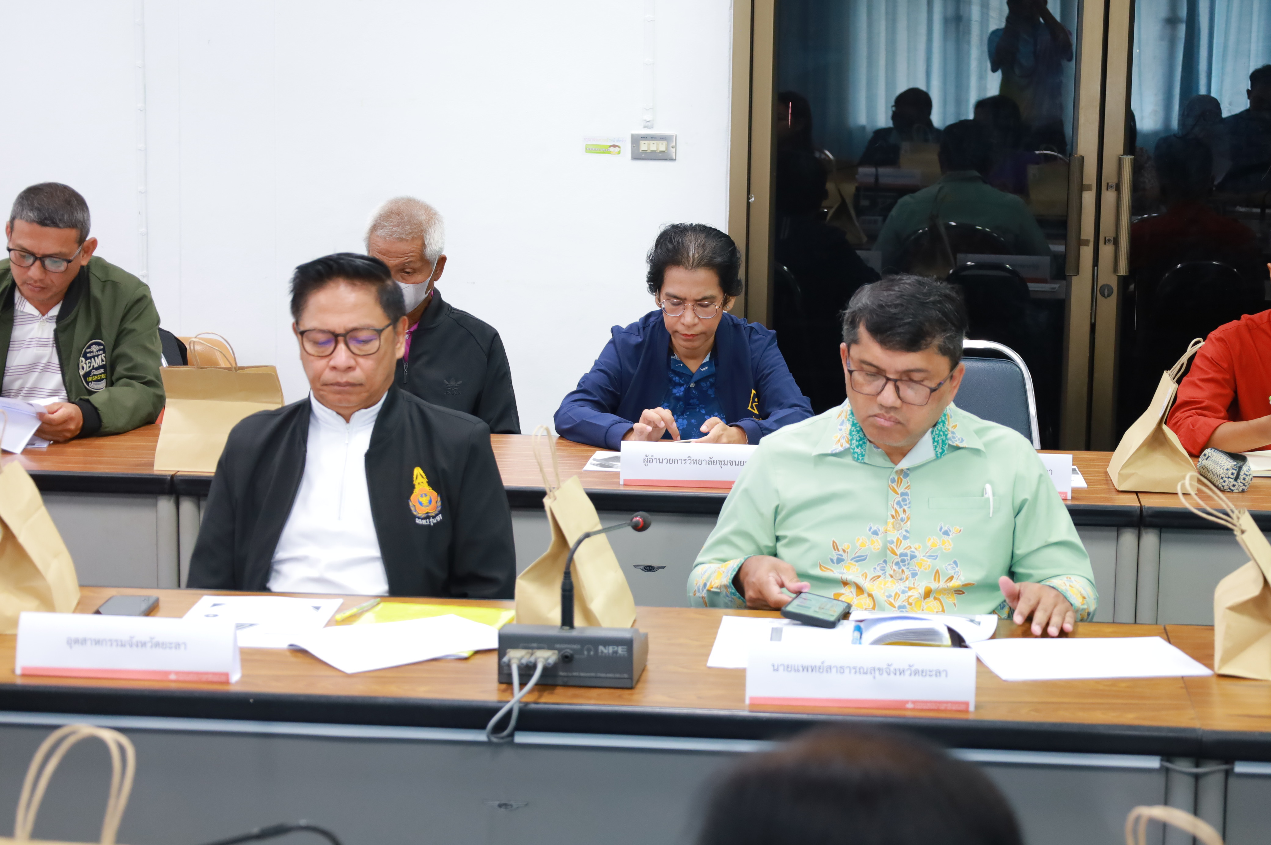 พช.ยะลา  ร่วมประชุมพิจารณาแผนปฏิบัติราชการและแผนพัฒนาด้านพลังงานของจังหวัดยะลา 