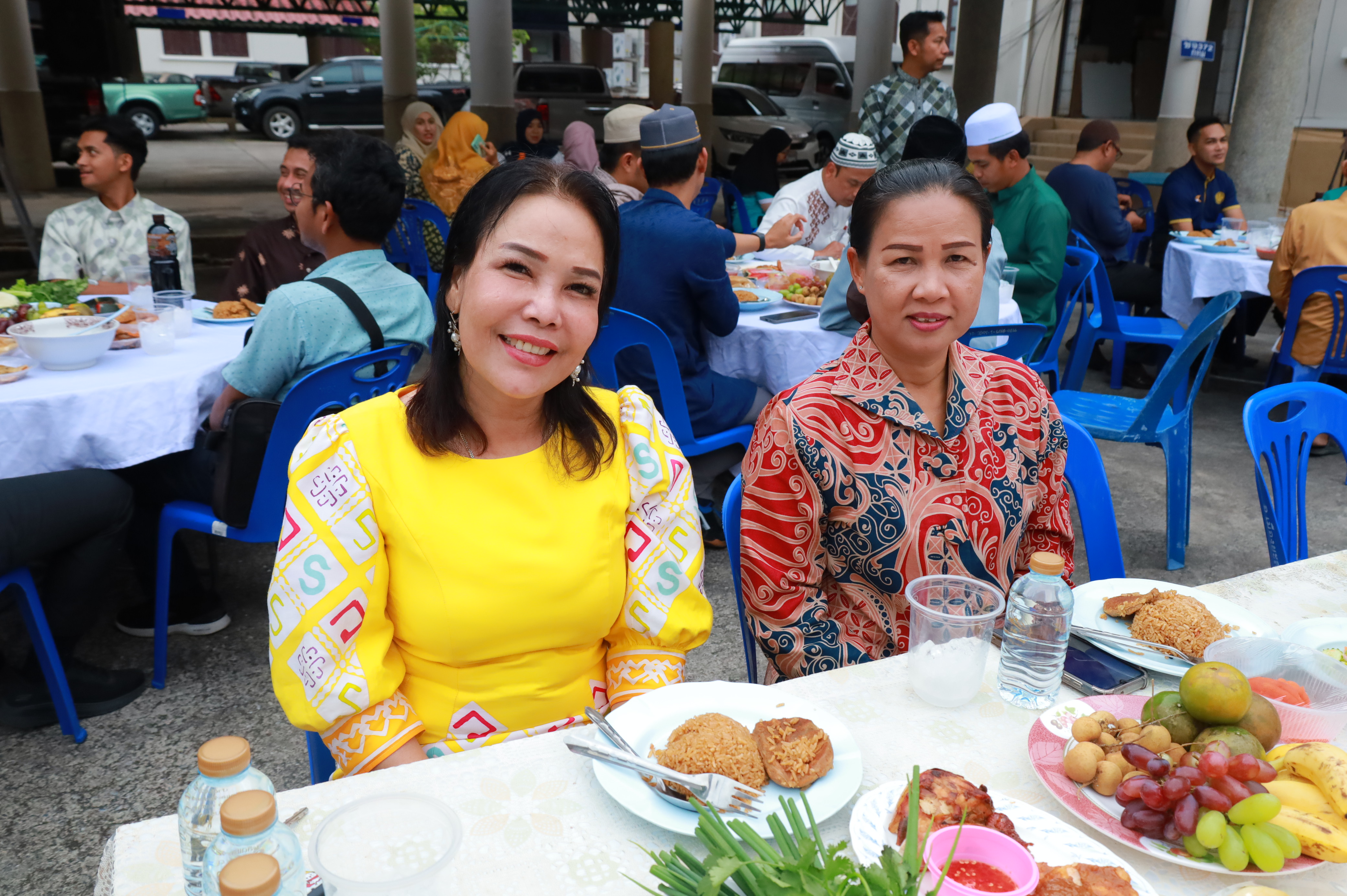 พช.ยะลา ร่วมกิจกรรม รอมฎอนสัมพันธ์ (ละศีลอด) ภายใต้ โครงการส่งเสริมสนับสนุนการอนุรักษ์ฟื้นฟูขนบธรรมเนียมประเพณีวัฒนธรรมท้องถิ่นและมรดกถูมิปัญญา จังหวัดยะลา