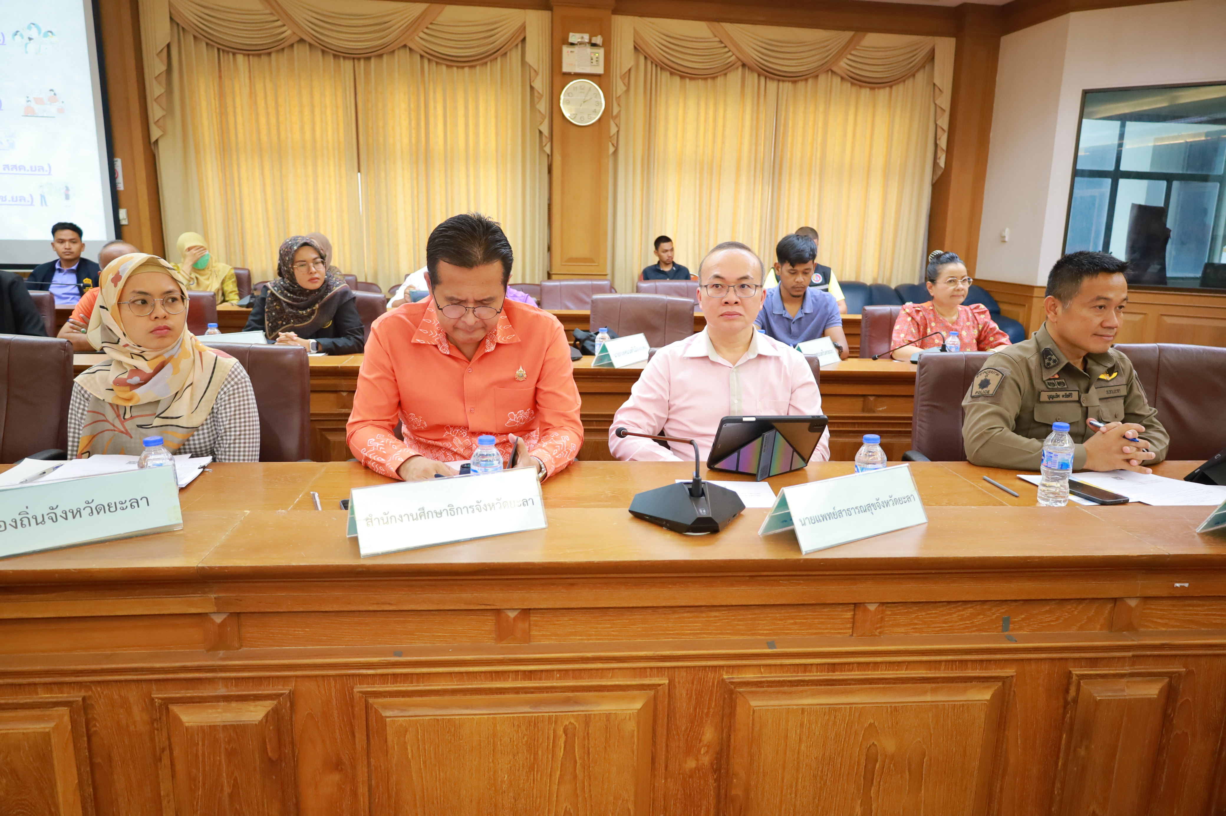 พช.ยะลา ร่วมประชุมคณะกรรมการศูนย์อำนวยการป้องกันและปราบปรามยาเสพติดจังหวัดยะลาครั้งที่ 4/2568