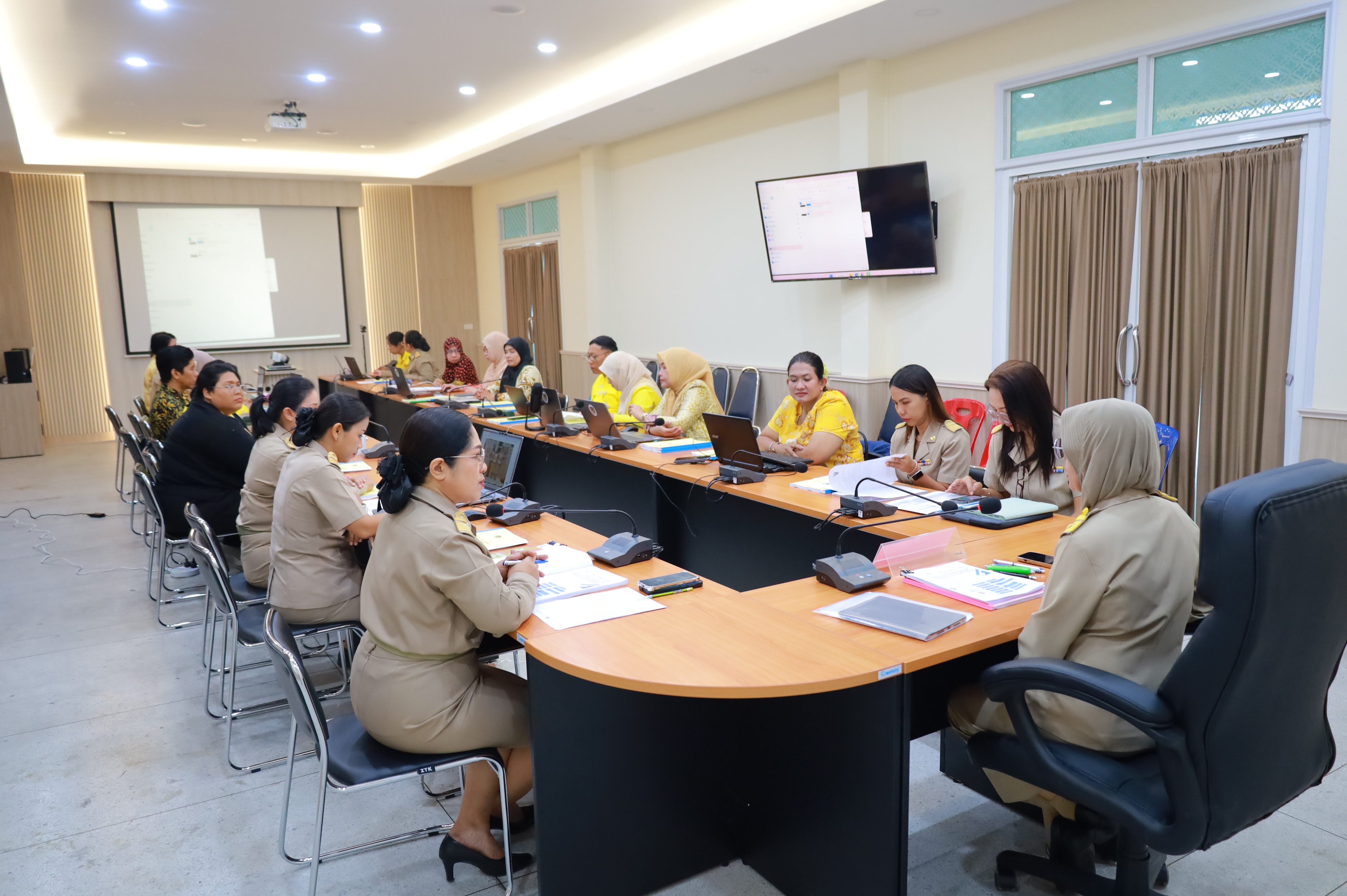 พช.ยะลา จัดประชุมเชิงปฏิบัติการเพิ่มประสิมธิภาพเจ้าหน้าที่พัฒนาชุมชนด้านการเงิน การคลัง การบัญชี และพัสดุ