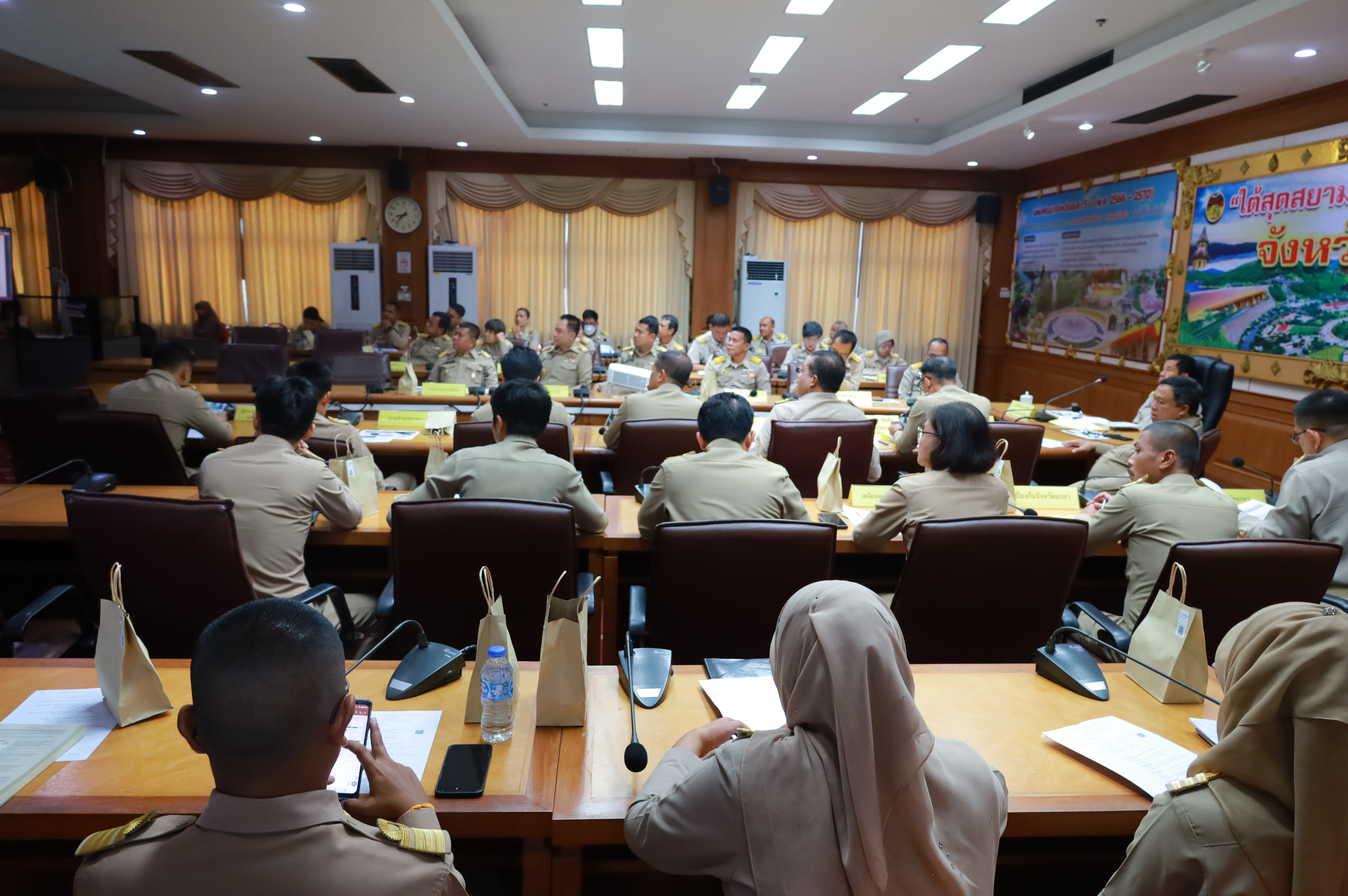 พช.ยะลา ร่วมประชุมหัวหน้าส่วนราชการ รัฐวิสาหกิจ สังกัดกระทรวงมหาดไทย 