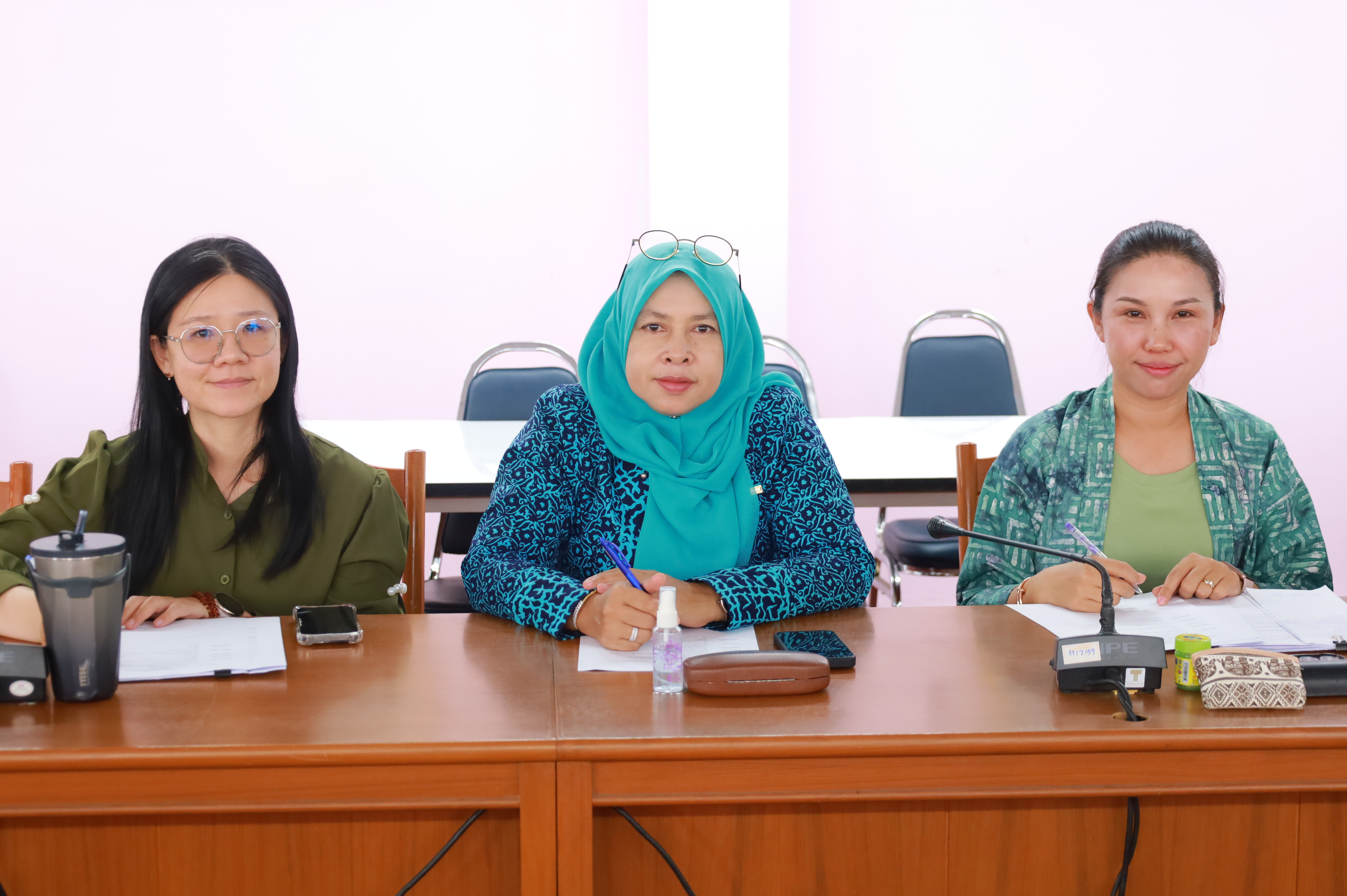 พช.ยะลา จัดประชุมเตรียมการจัดงาน “มหกรรมรวมพลัง สร้างสรรค์ สตรีศรียะลา” เนื่องในวันสตรีสากล ประจำปี 2568