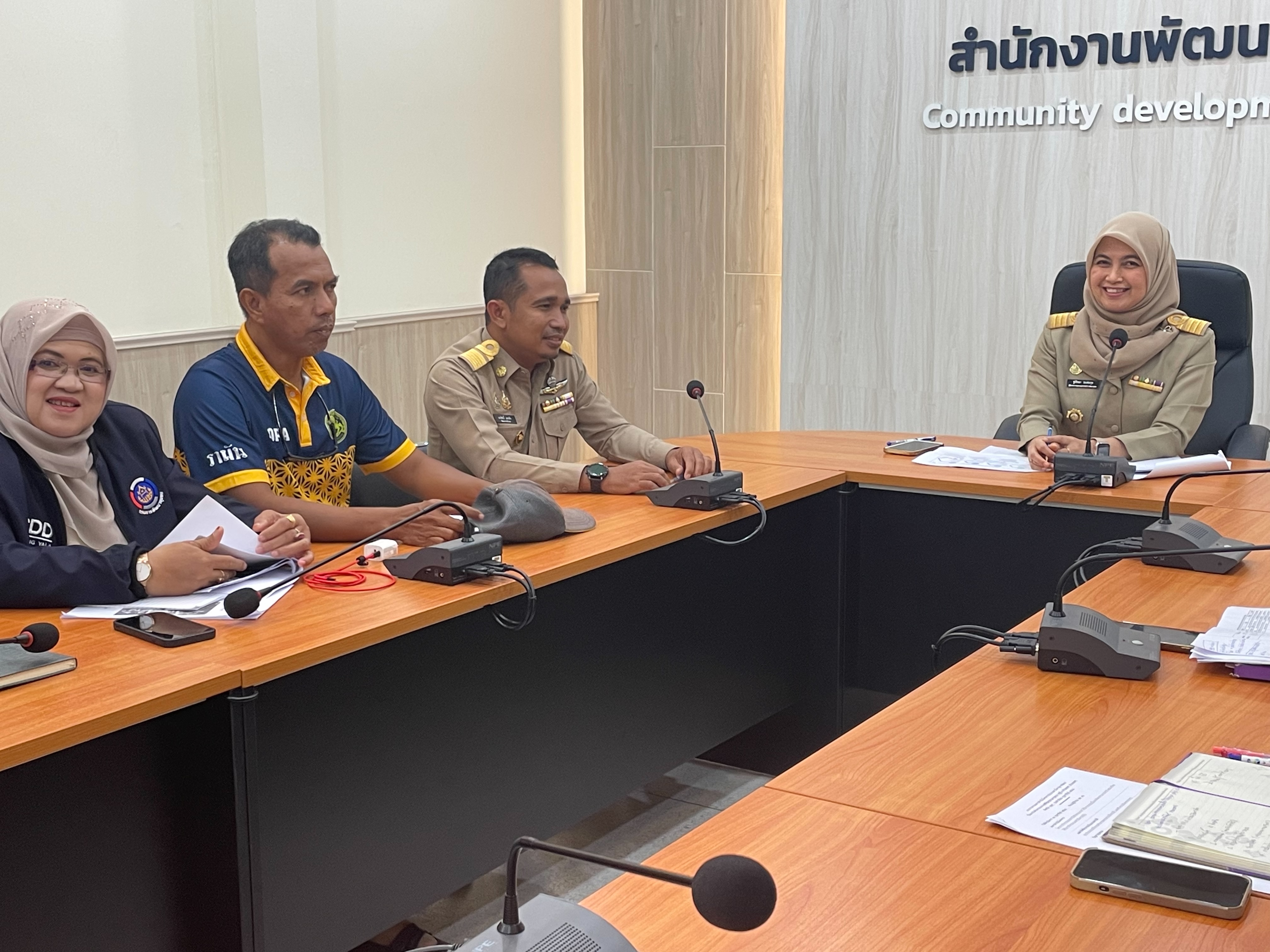 พช.ยะลา ประชุมติตามการขับเคลื่อนโครงการปอเนาะสานใจฯ สู่การพัฒนา ผ่านระบบอิเล็กทรอนิกส์ Cisco  Webex Meeting
