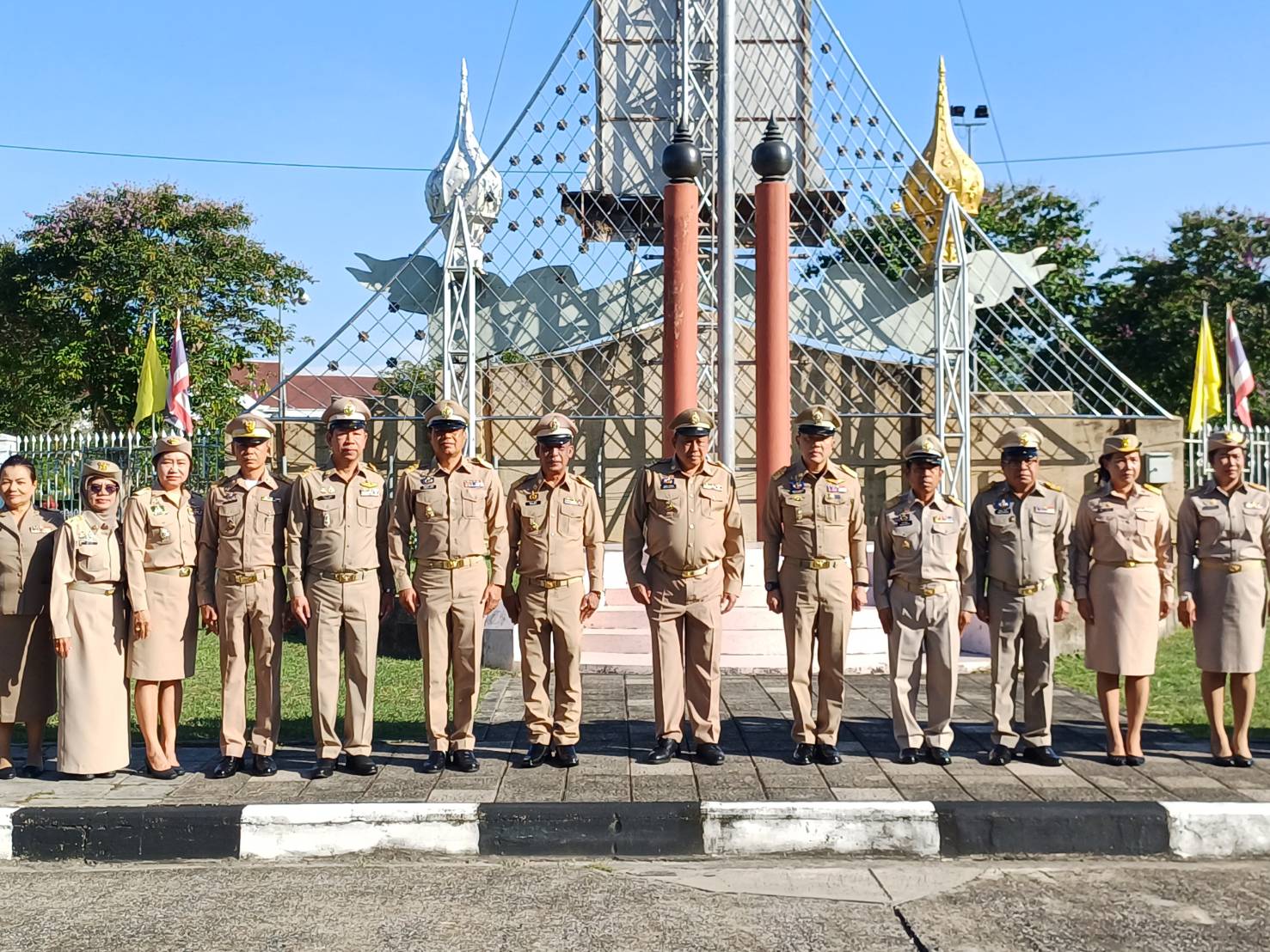 พช.ยะลา ร่วมกิจกรรมเข้าแถวเคารพธงชาติ และร่วมร้องเพลงชาติ