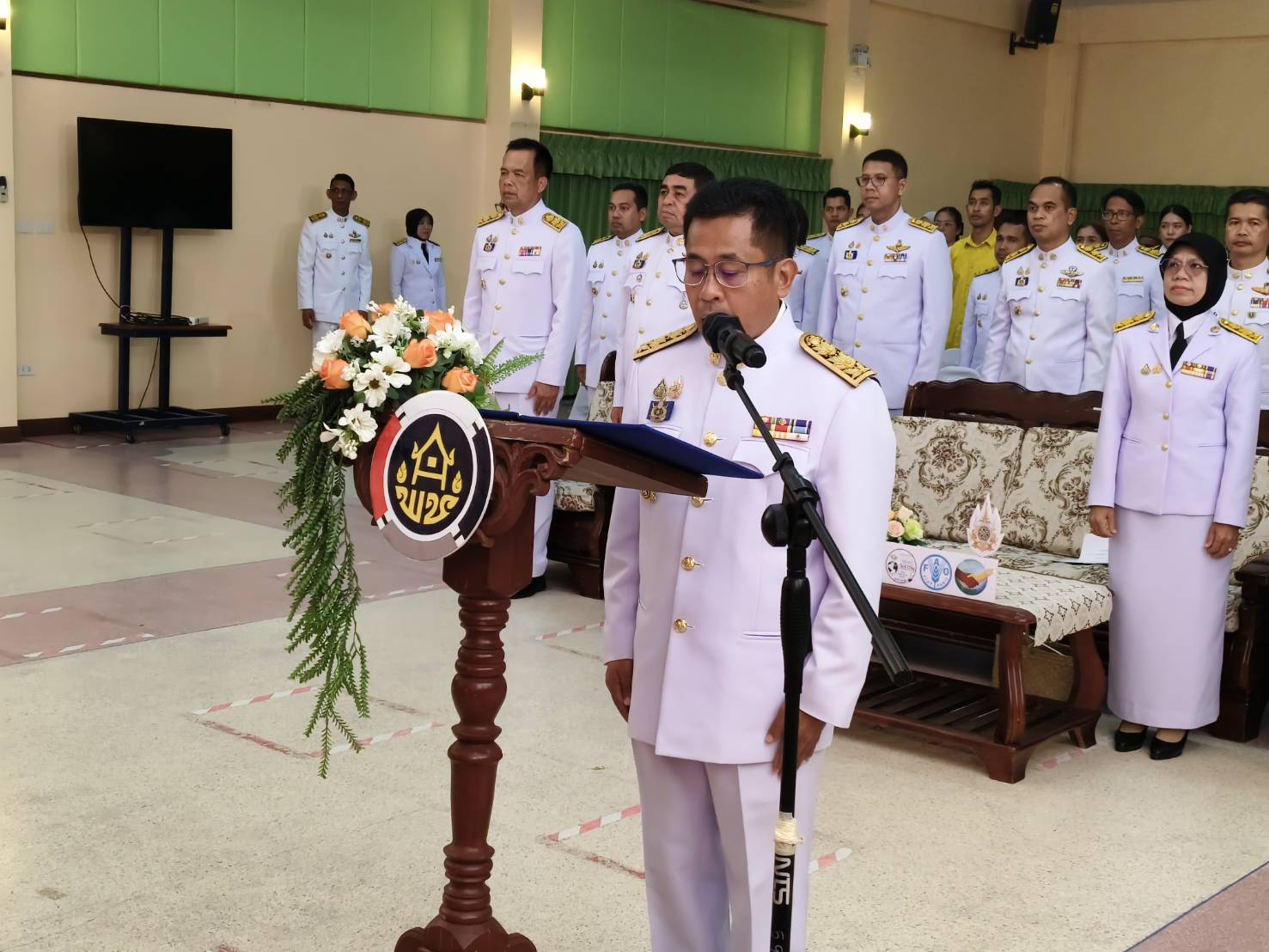 จังหวัดยะลา ประกอบพิธีมอบแบบลายผ้าพระราชทาน “ผ้าลายสิริราชพัสตราภรณ์” พร้อมต่อยอดเพิ่มมูลค่าผลิตภัณฑ์ผ้าไทย”